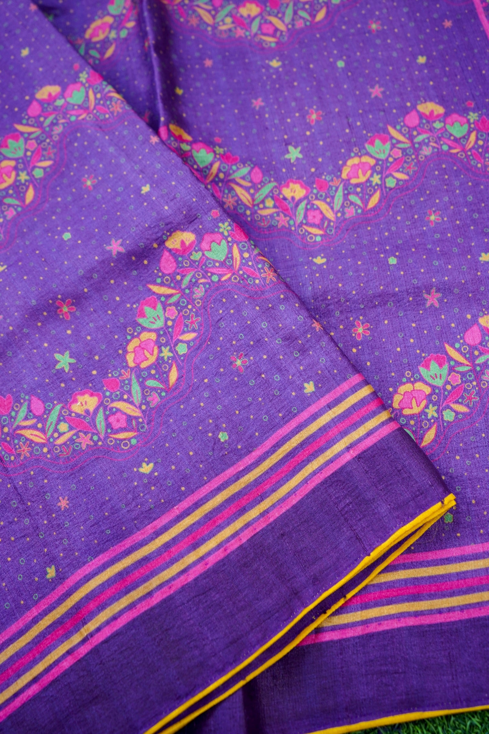 Iris Purple &amp; Pink Titli Print Tussar Saree - Khinkhwab