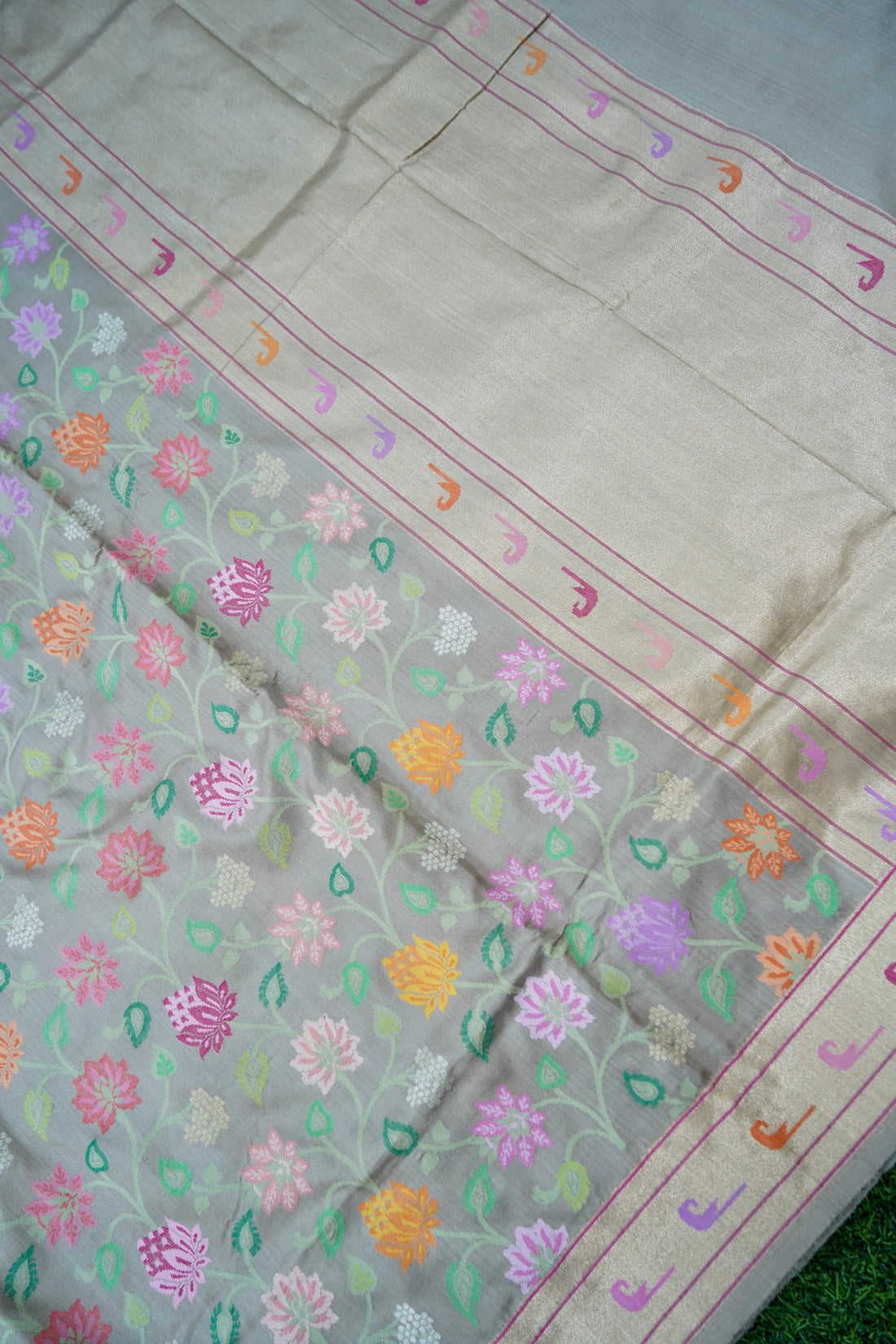 Banarasi Katan Silk Ektara Real Zari Handwoven Saree in Silver Grey - Khinkhwab
