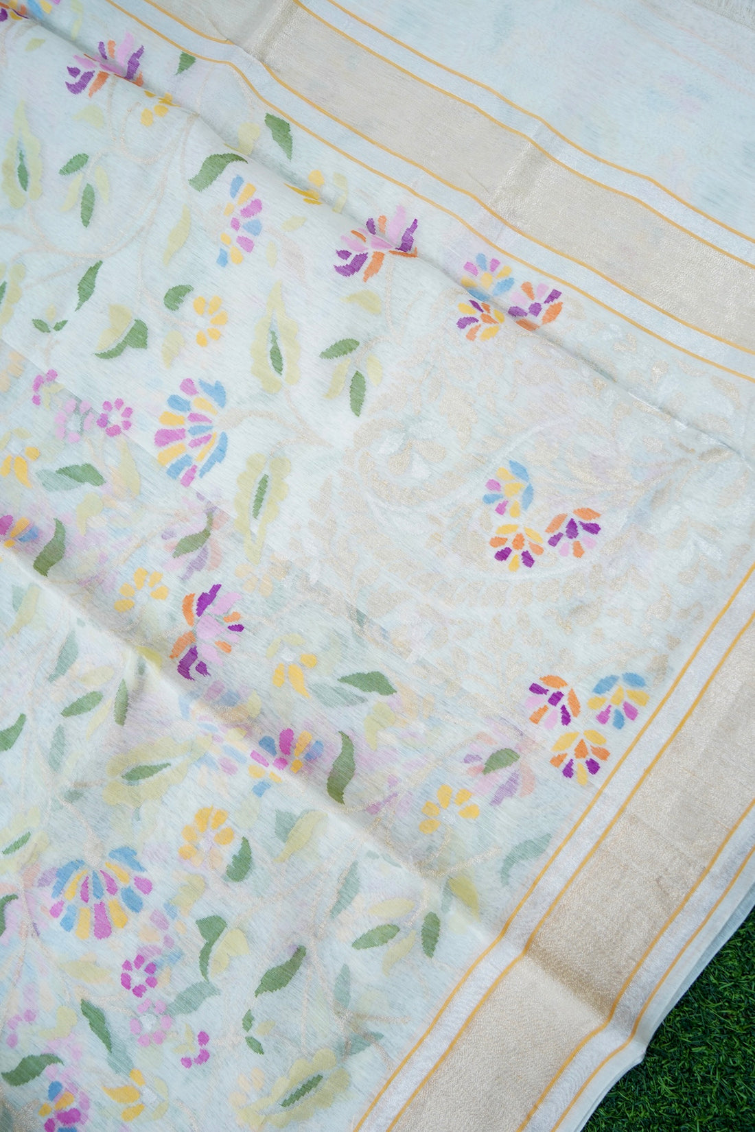 Banarasi Cotton Jamdani Real Zari Handwoven Saree in White - Khinkhwab