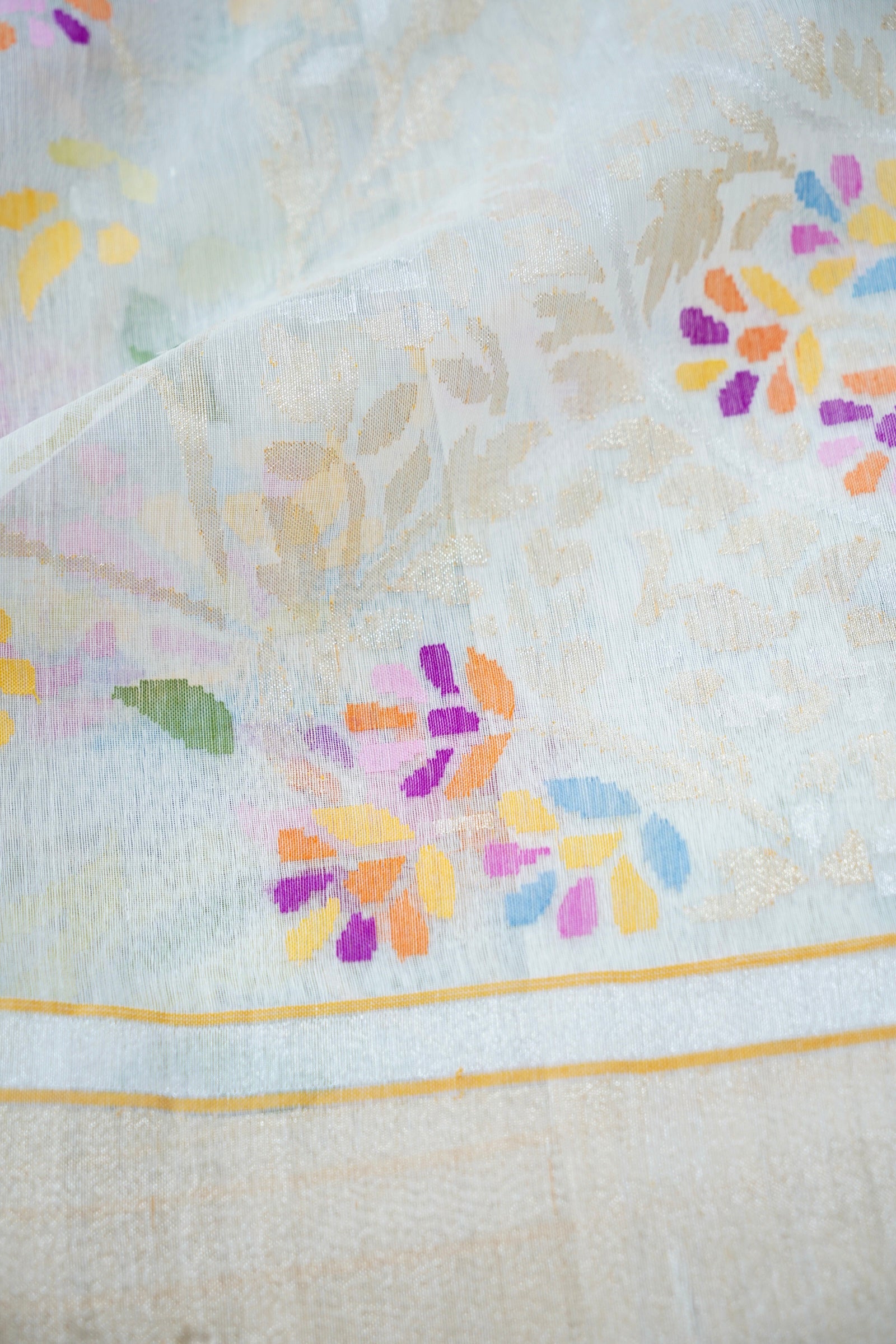 Banarasi Cotton Jamdani Real Zari Handwoven Saree in White - Khinkhwab