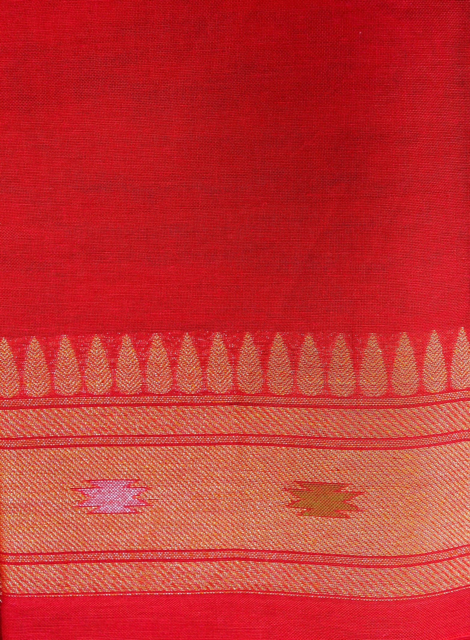 Banarasi Cotton Ektara Saree with Floral Vine Jaal | Red - Khinkhwab