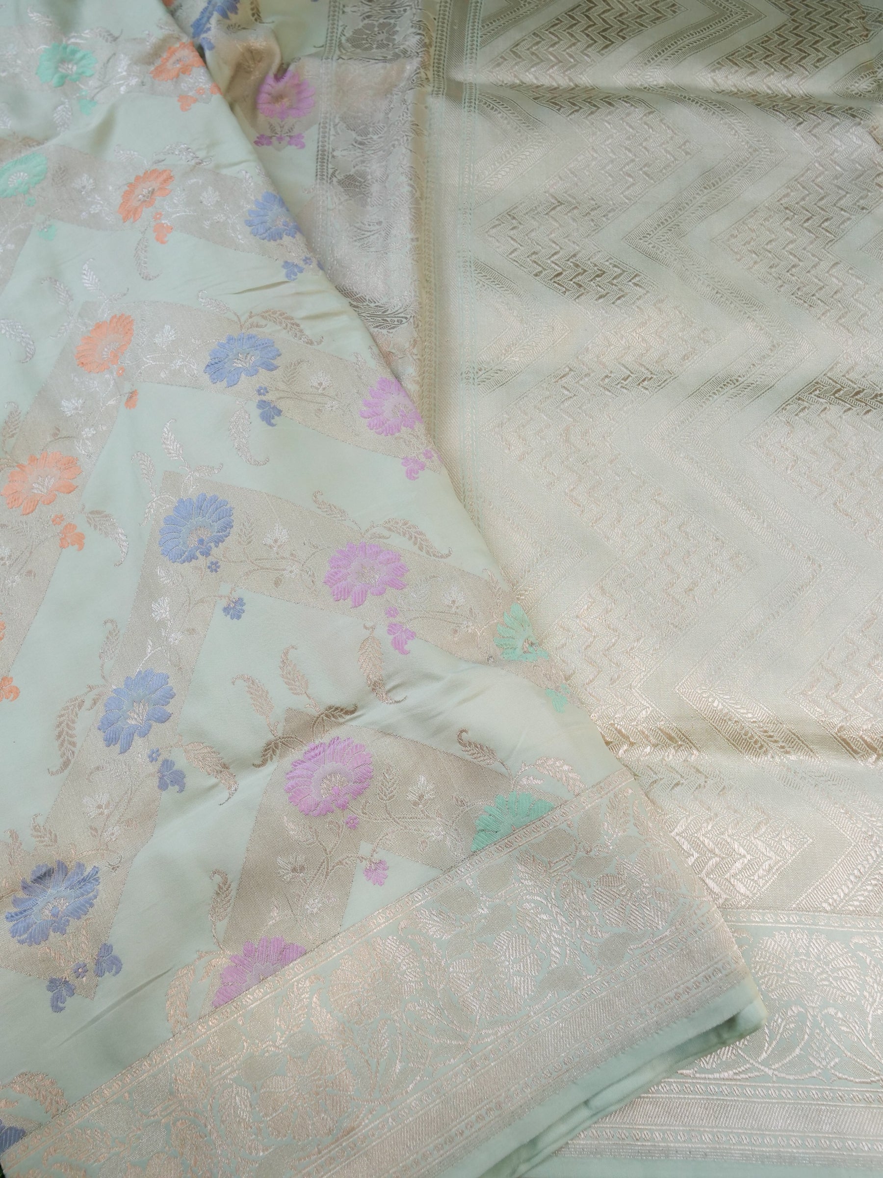 Banarasi Silk Kadwa Floral Jaal Handloom Saree | Mint - Khinkhwab