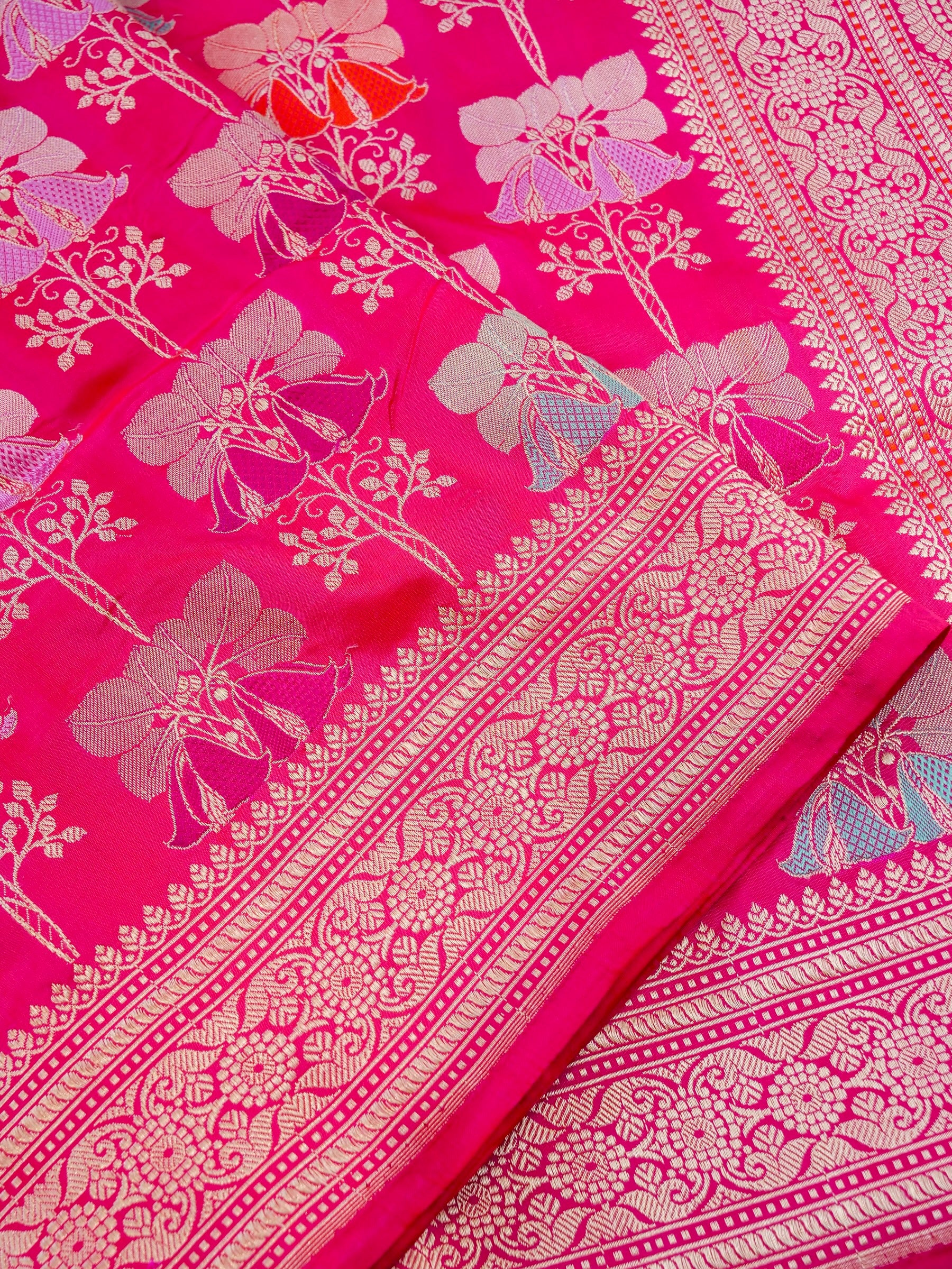 Banarasi Silk Kadwa Floral Jaal Handloom Saree | Hot Pink - Khinkhwab