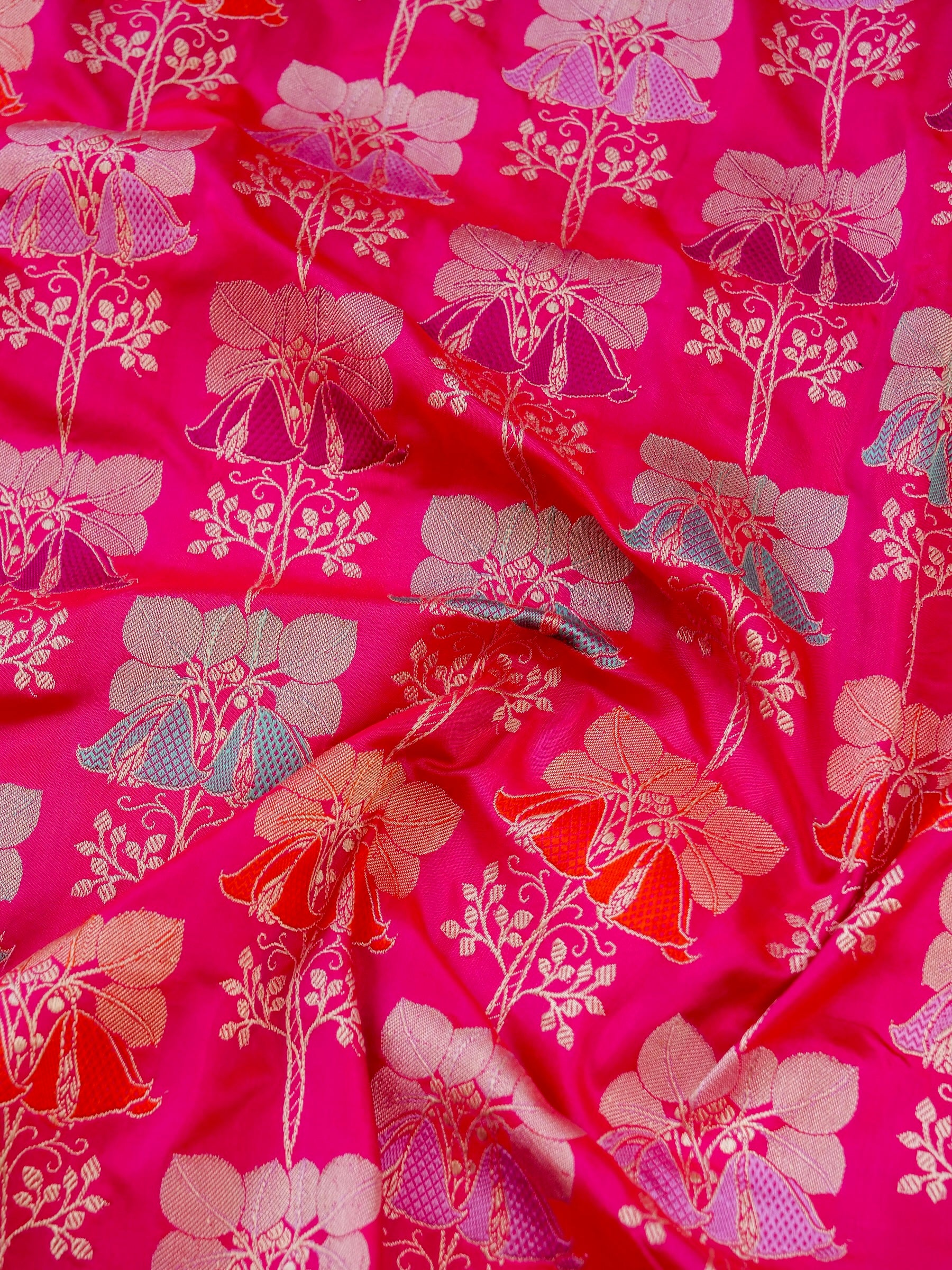 Banarasi Silk Kadwa Floral Jaal Handloom Saree | Hot Pink - Khinkhwab