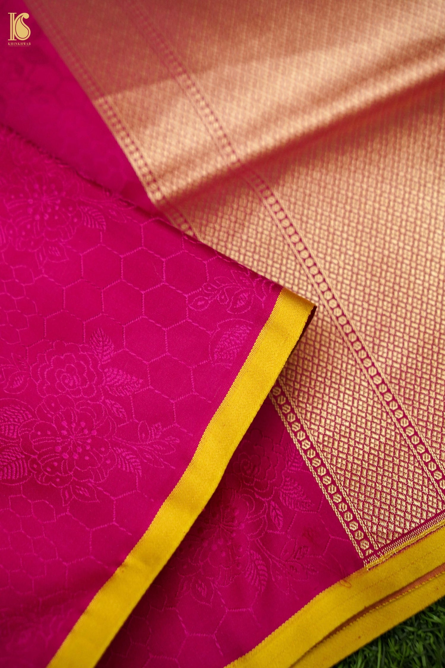 Mashru Silk Kadwa Gulab Buta Handwoven Banarasi Saree in Rani Pink