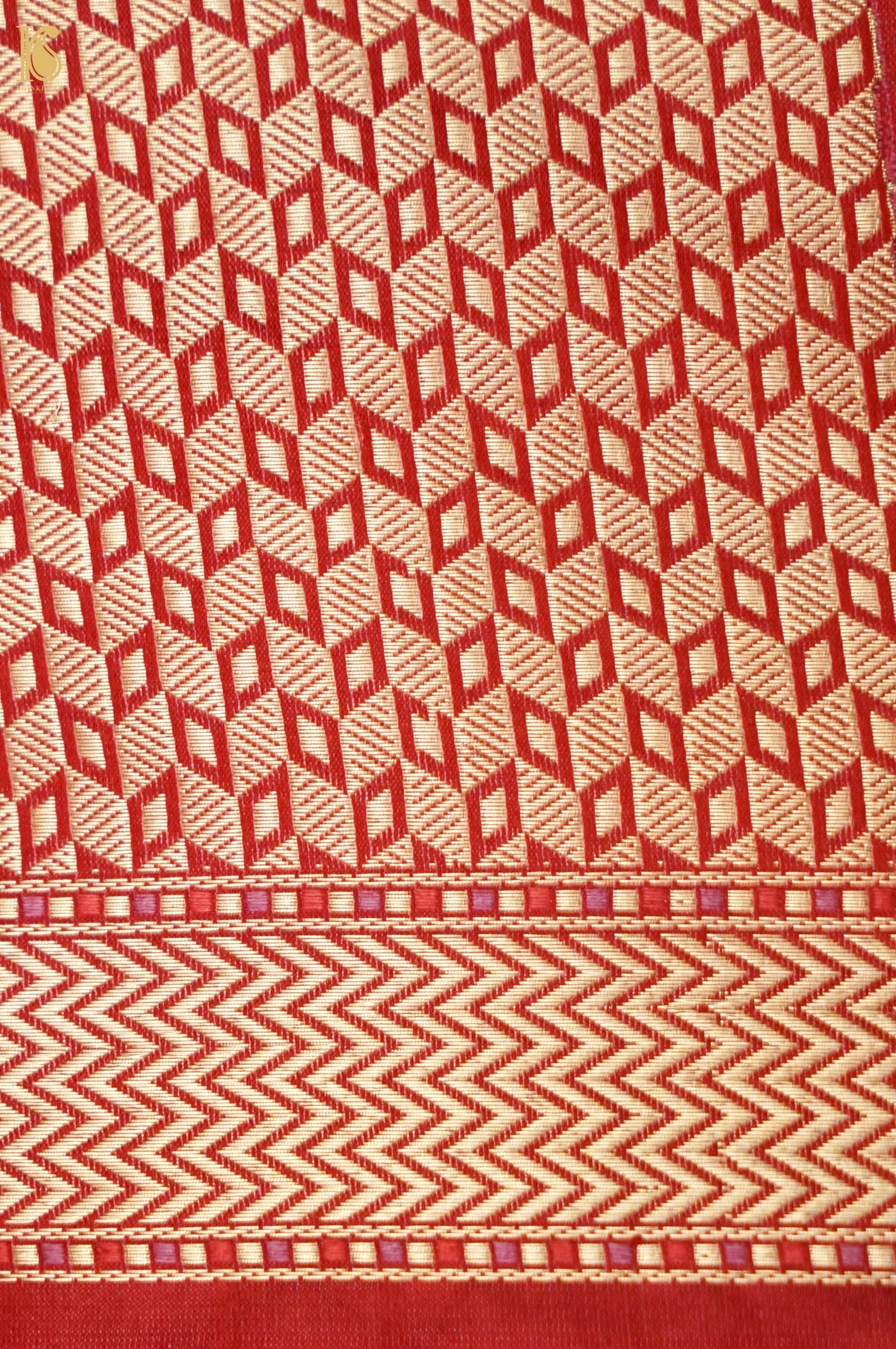 Katan Silk Tanchoi Geometric Handwoven Banarasi Saree in Rust Red
