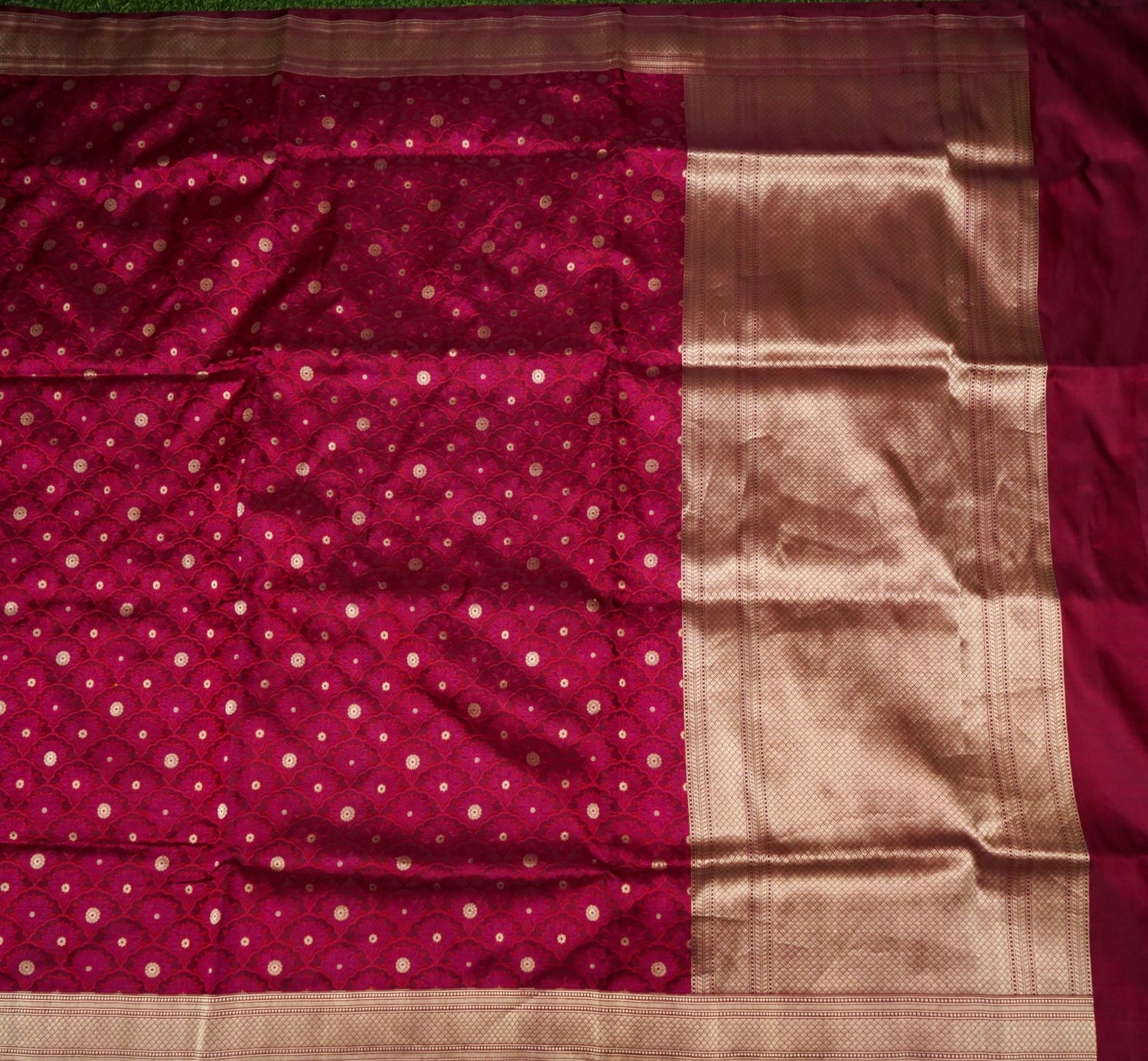Katan Silk Meenakari Jaal Handwoven Banarasi Saree in Wine