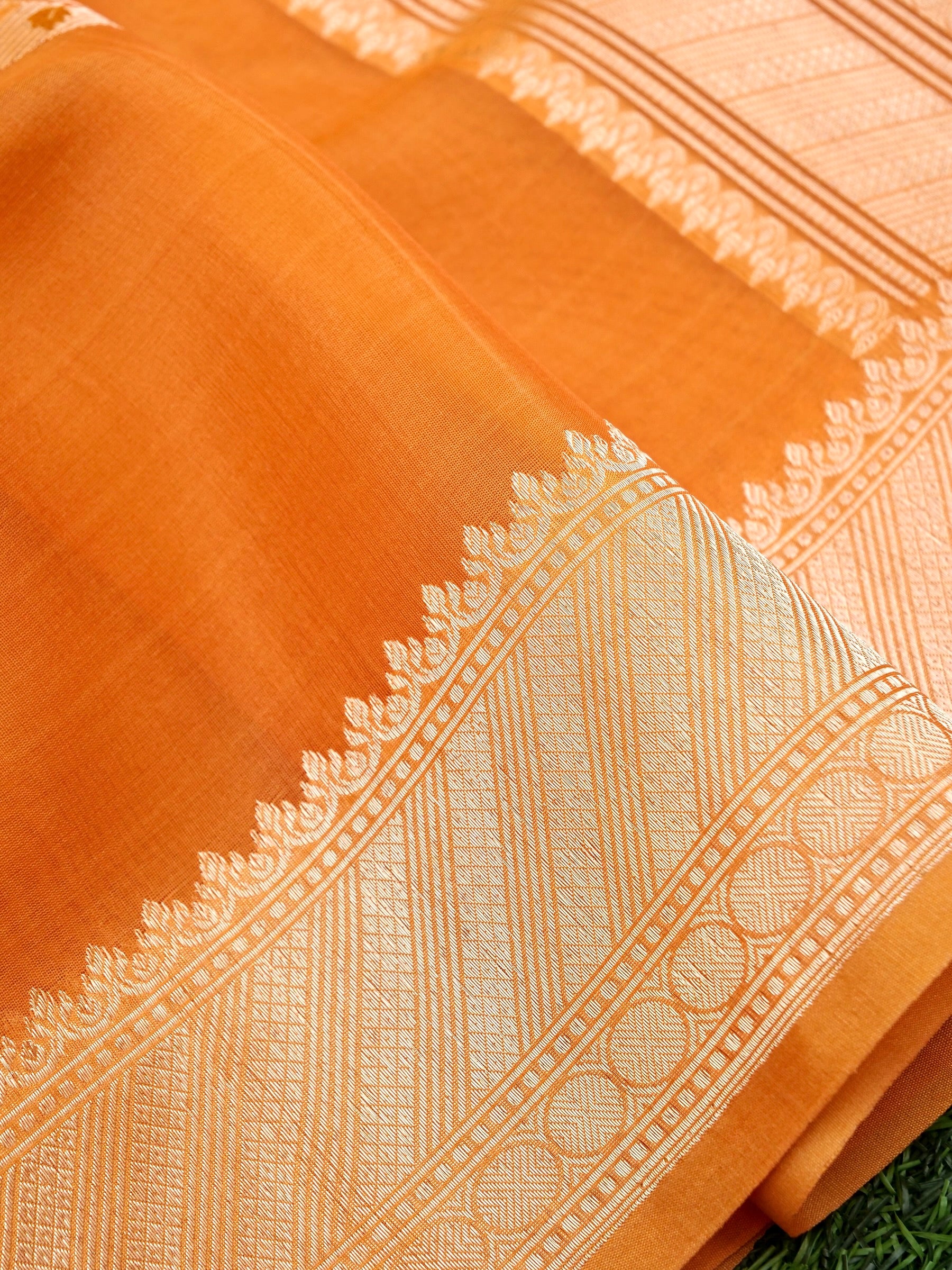 Handloom Banarasi Kora Silk Kadwa Meenakari Saree - Khinkhwab