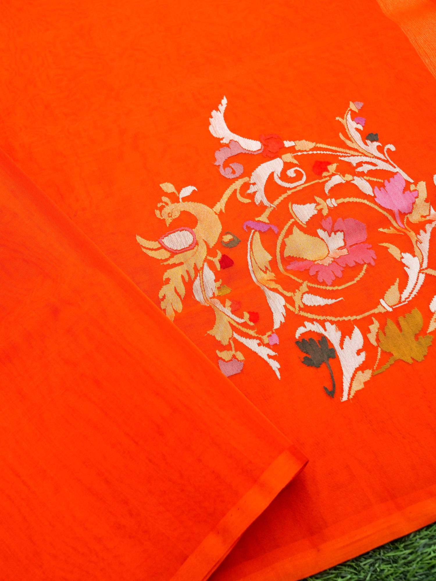 Handloom Banarasi Kora Silk Kadwa Meenakari Saree - Khinkhwab