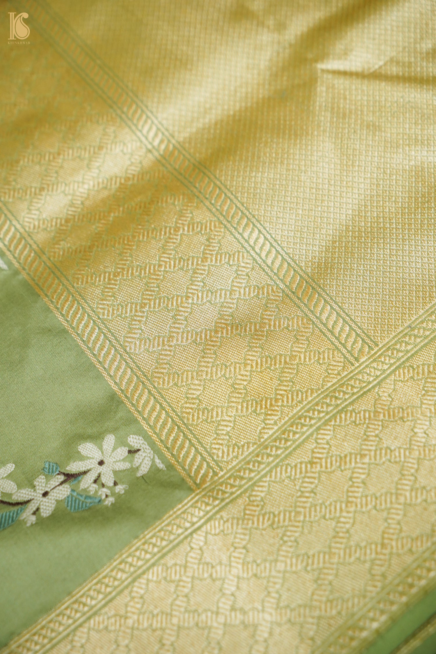 Katan Silk Kadwa Chameli Bel Handwoven Banarasi Saree in Sage Green