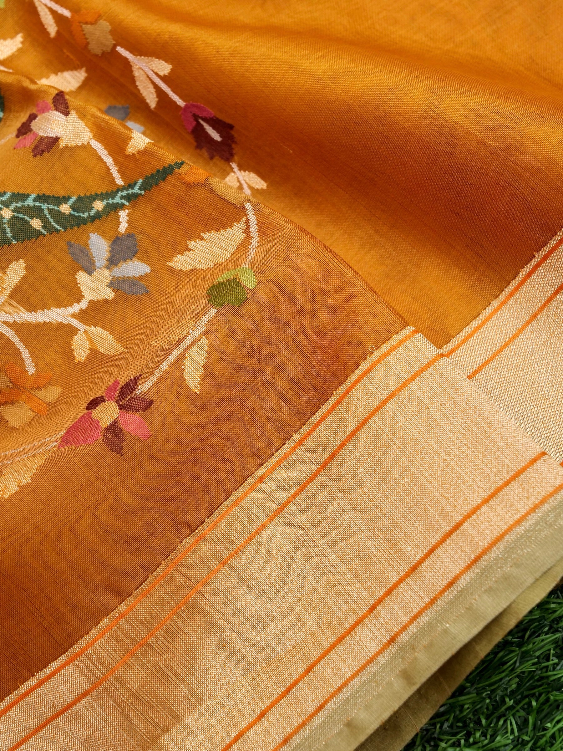 Handloom Banarasi Real Silver Zari Cotton Saree - Khinkhwab