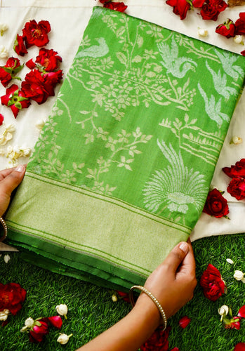 Handloom Pure Katan Silk Green Shikargah Banarasi Saree