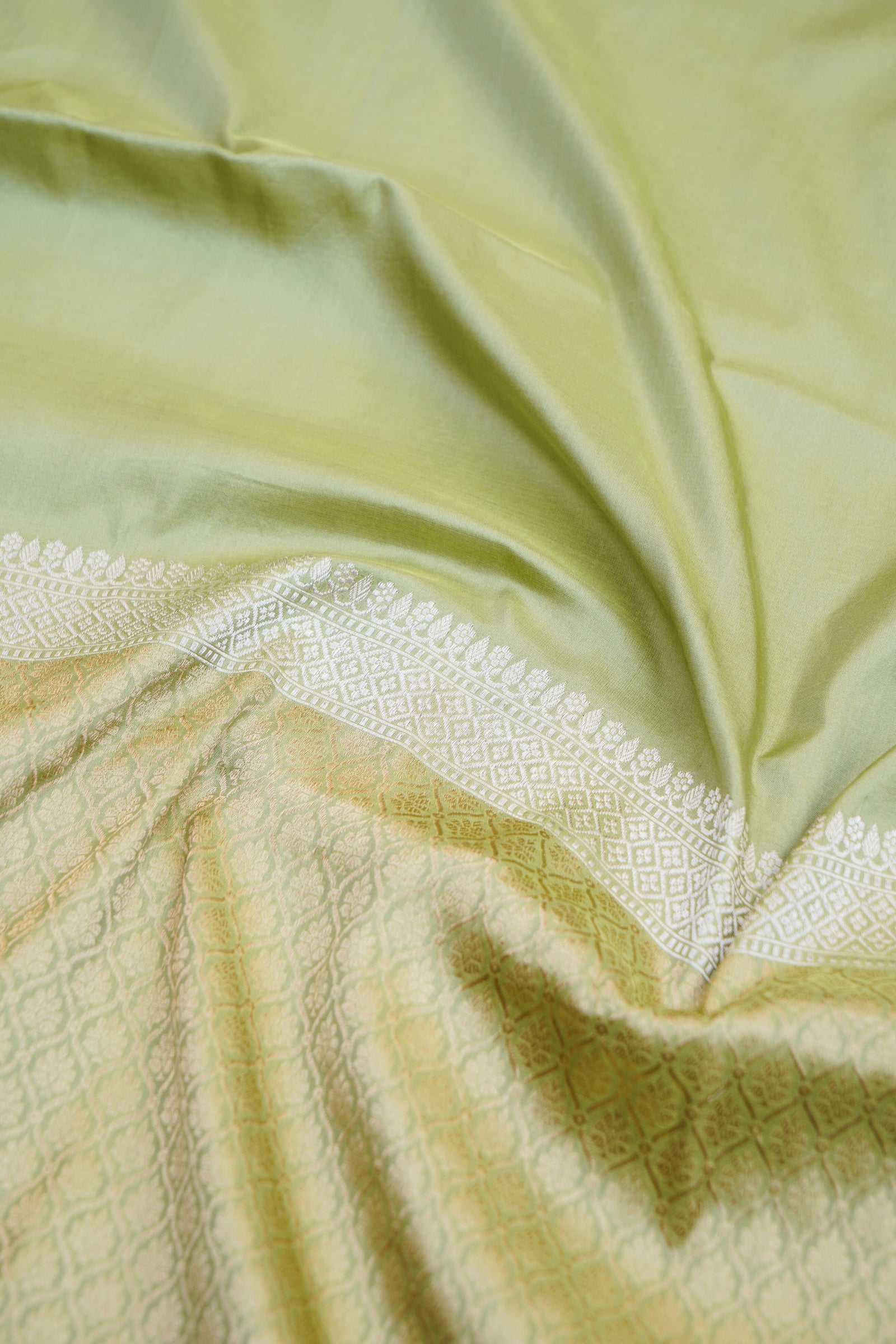 Pure Katan Silk Alfi Meenakari Phulwar Border Banarasi Saree in Sage Green