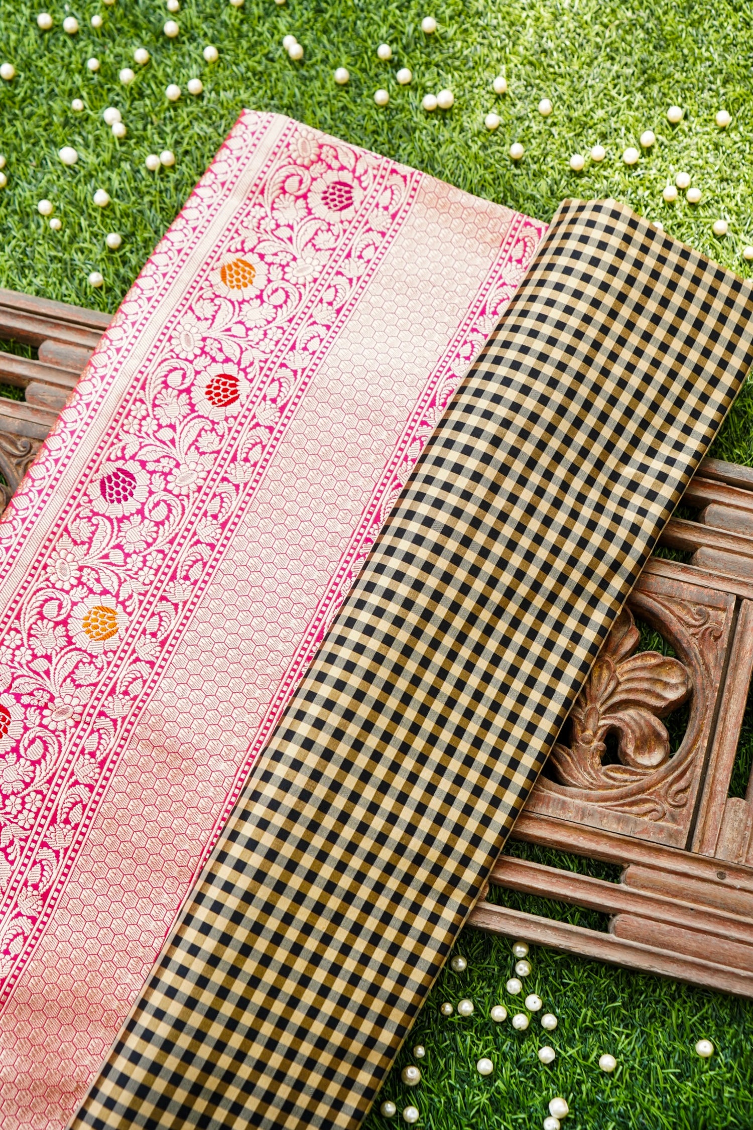 Pure Katan Silk Kadiyal Charkhana Meenakari Border Banarasi Saree in Black