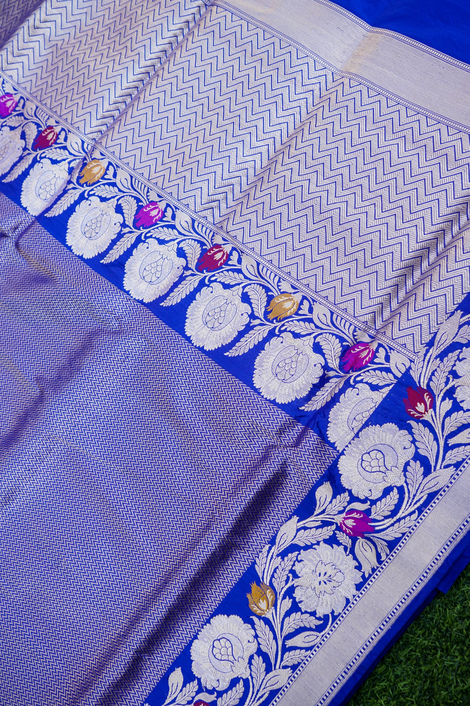 Pure Katan Silk Alfi Tanchoi Banarasi Saree in Royal Blue