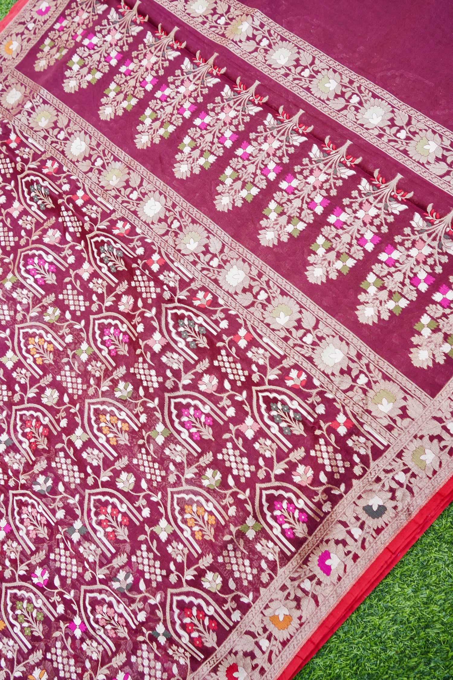 Pure Kora Silk Ektara Jamdani Mehrab Jaal Banarasi Saree in Deep Wine