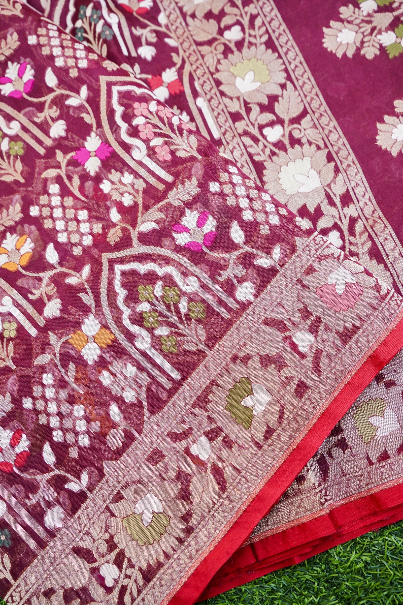 Pure Kora Silk Ektara Jamdani Mehrab Jaal Banarasi Saree in Deep Wine