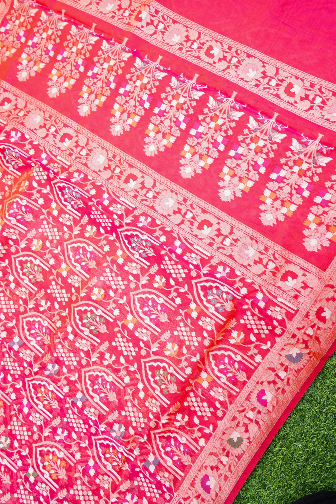 Pure Kora Silk Ektara Jamdani Mehrab Jaal Banarasi Saree in Tomato Red