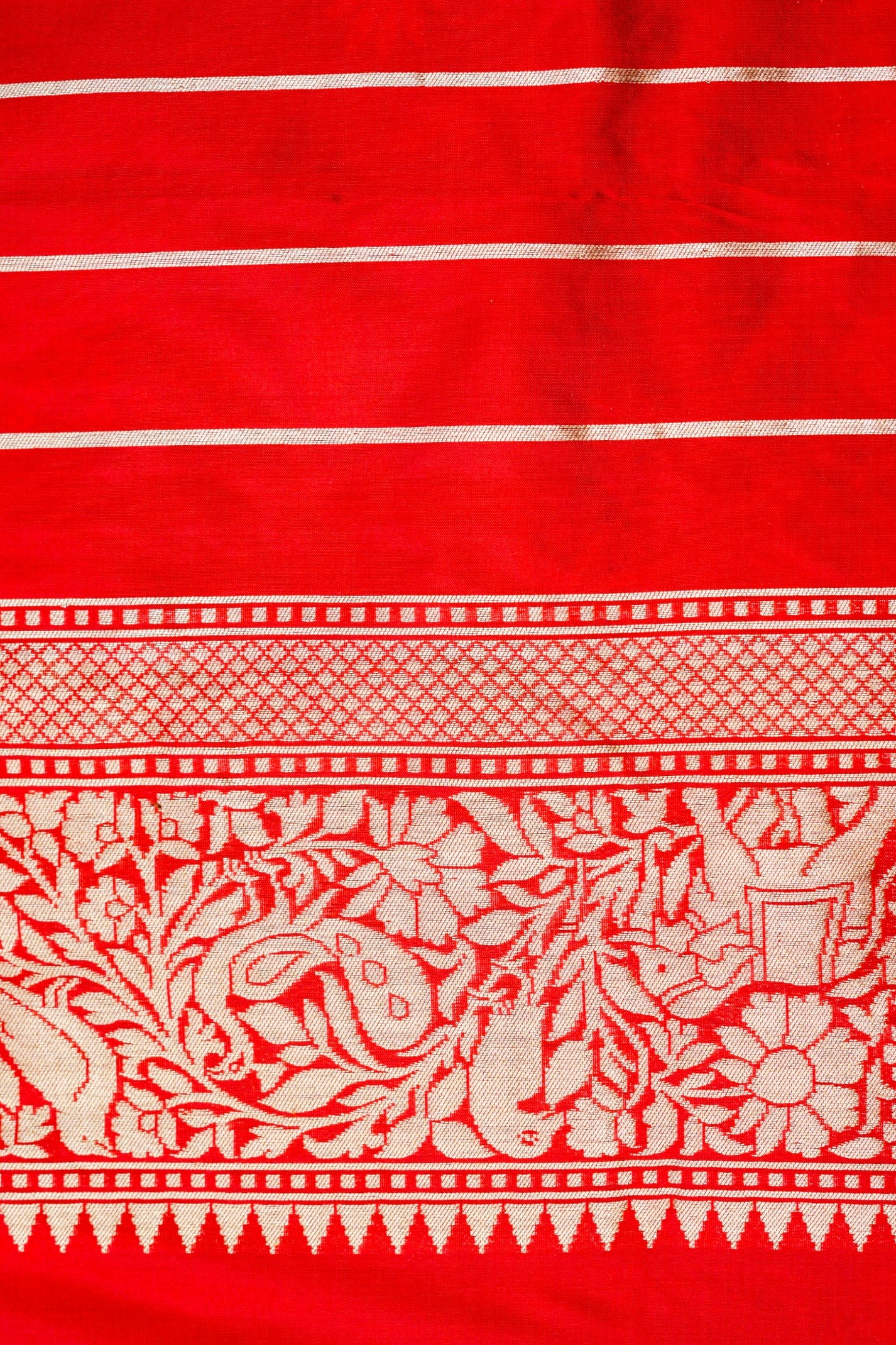 Handwoven Banarasi Katan Silk Kadwa Shikargah Saree