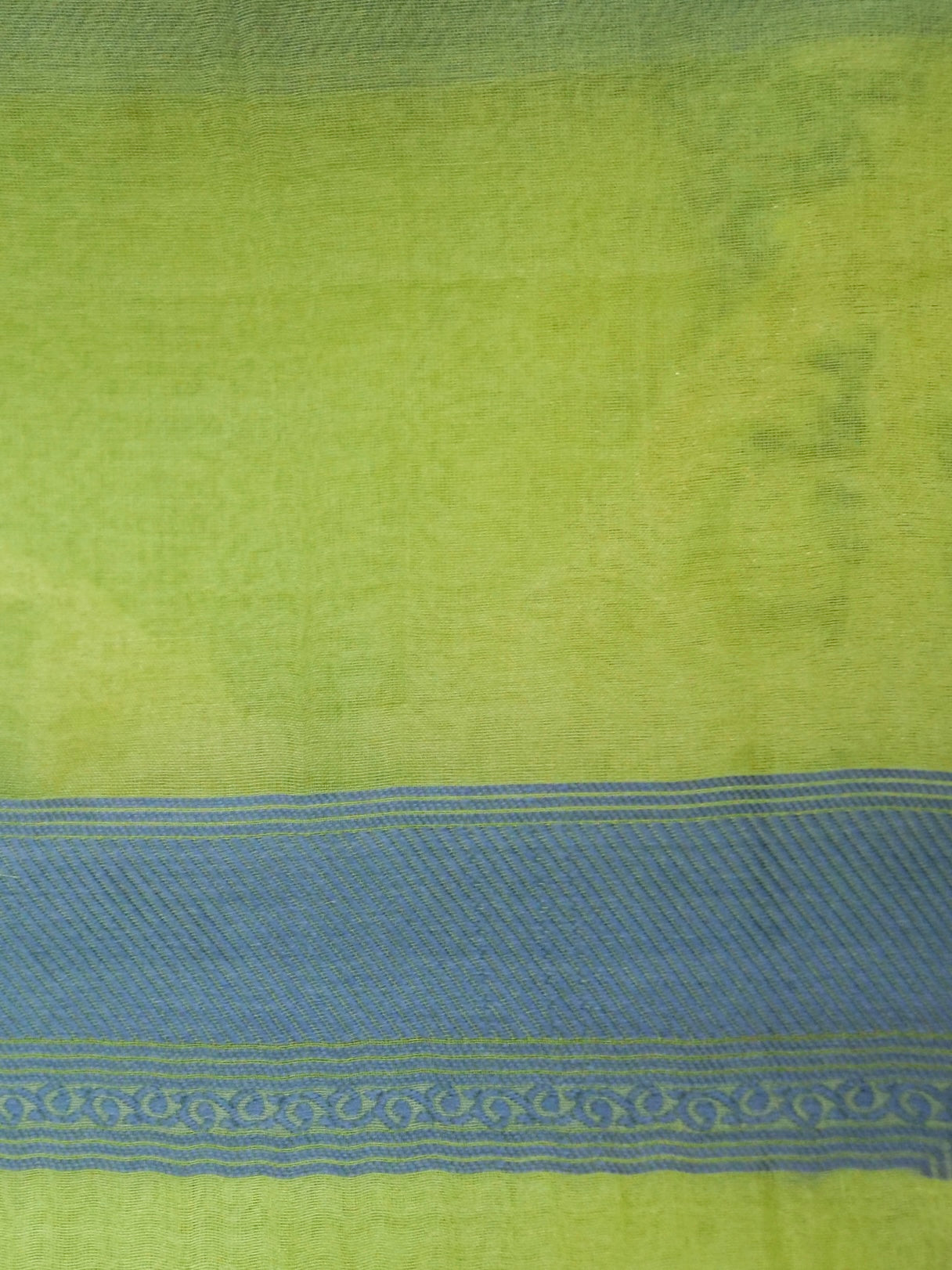 Banarasi Organza Silk Kadwa Handwoven Saree in Lime Green