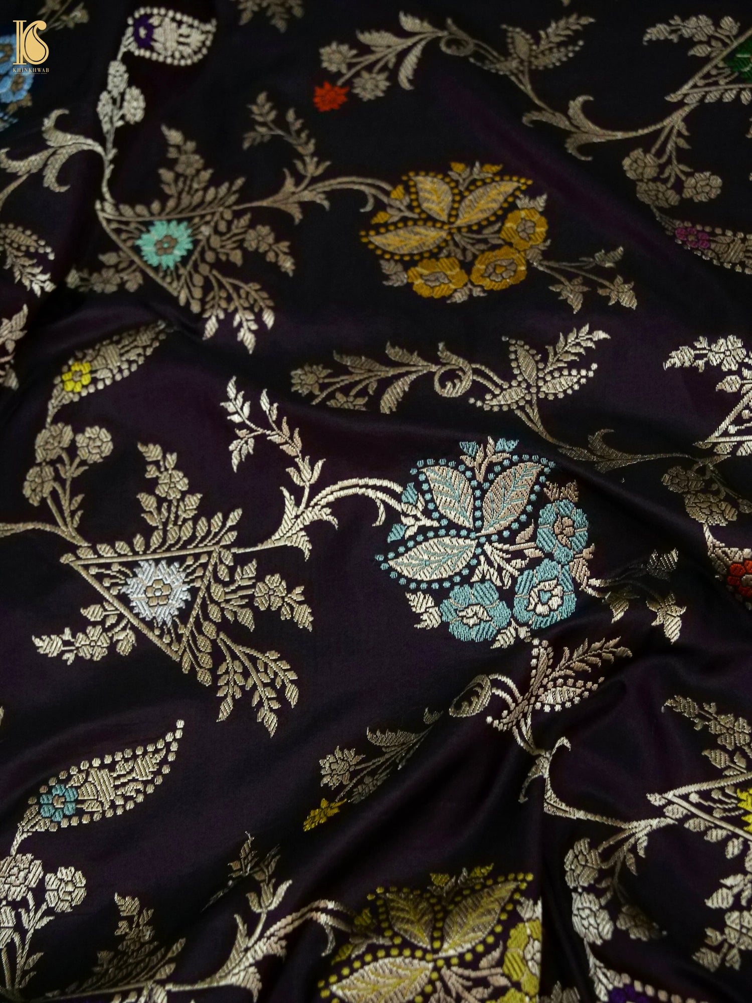 Banarasi Katan Silk Kadwa Jangla Handwoven Saree in Wine Purple