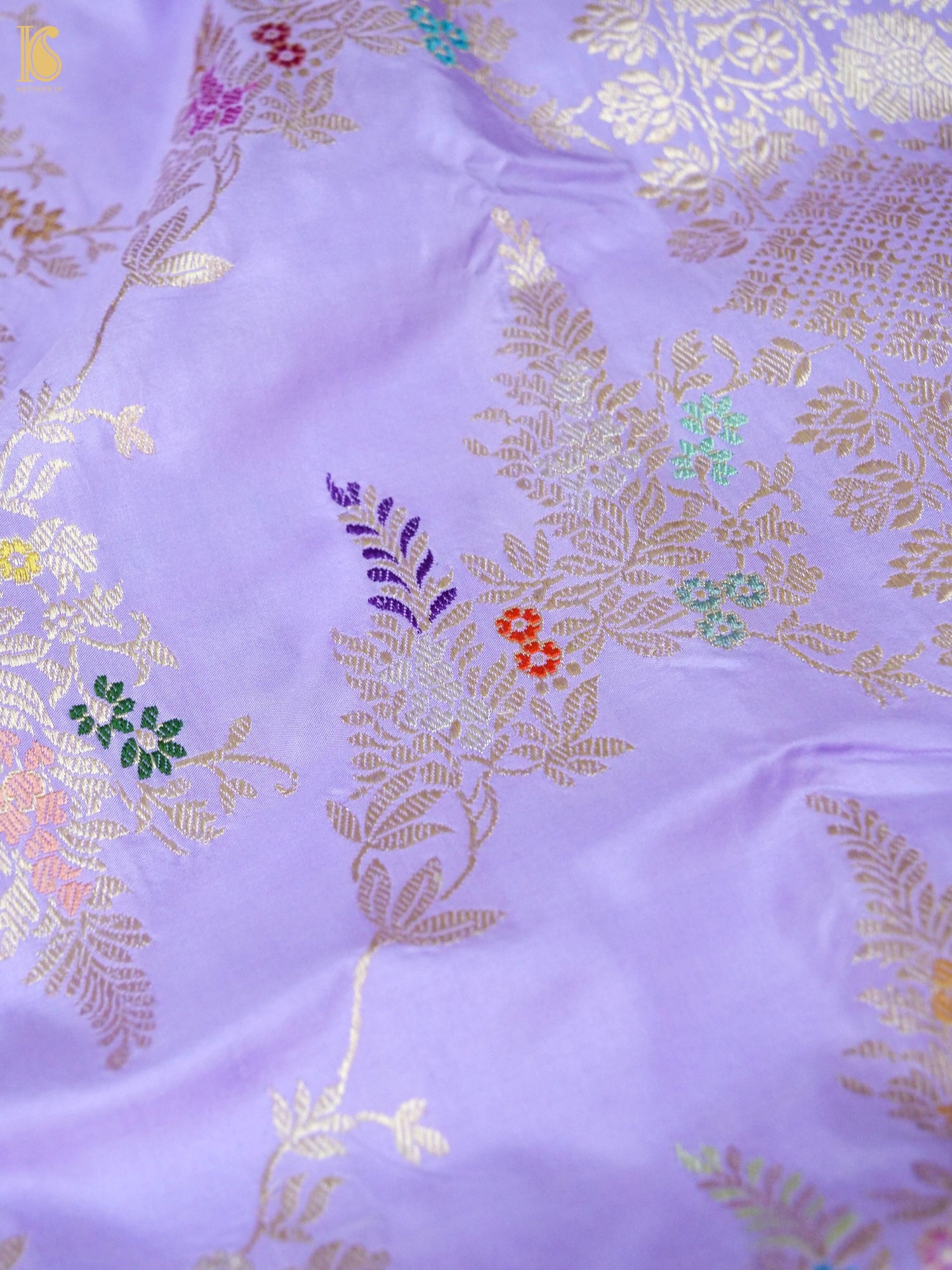 Banarasi Katan Silk Kadwa Jangla Handwoven Saree in Lavender Purple