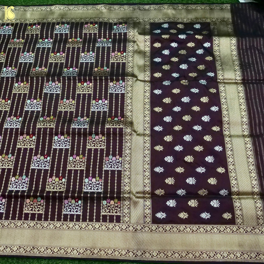 Banarasi Katan Silk Kadwa Booti Handwoven Saree in Deep Wine