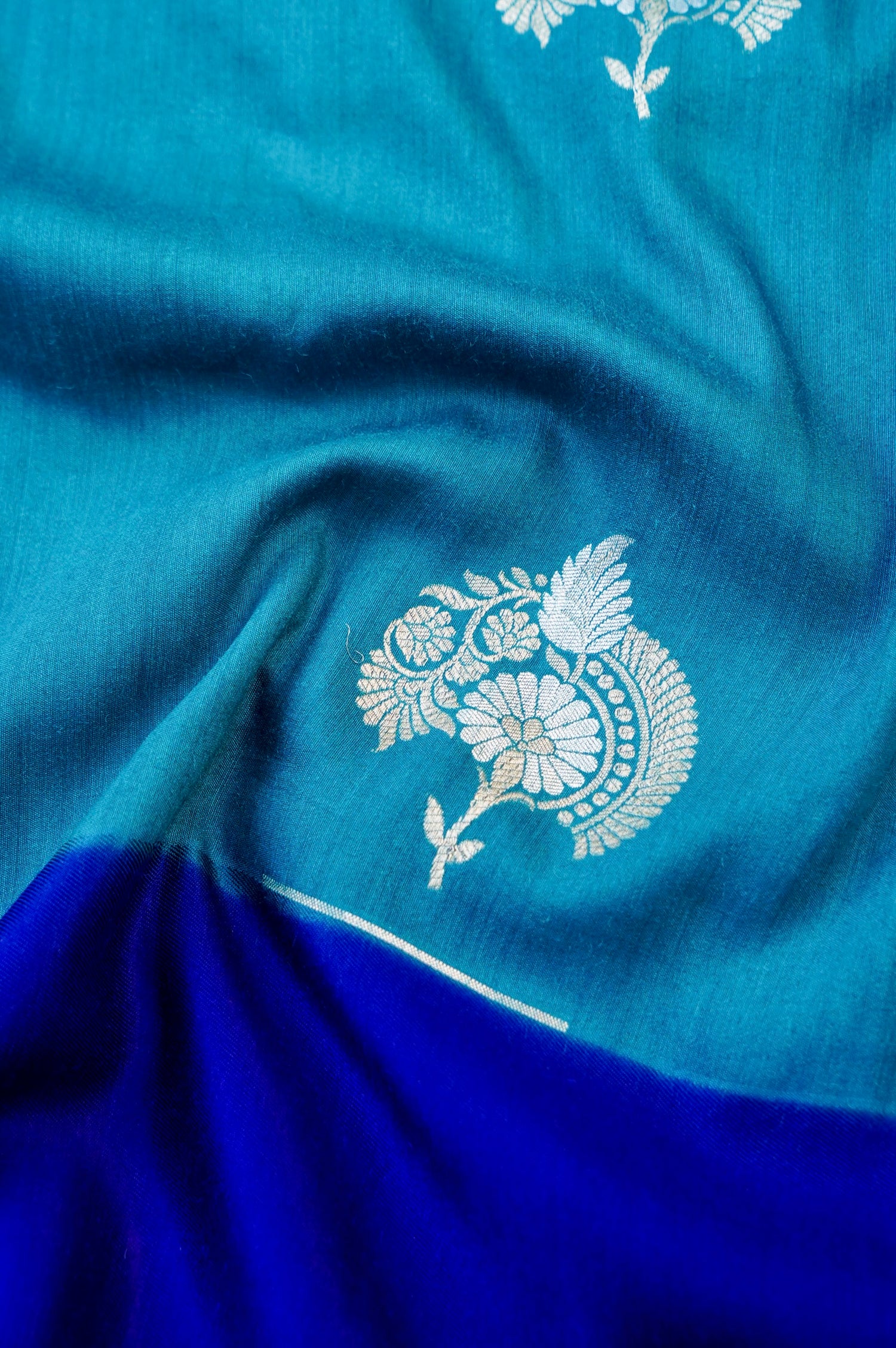 Pure Moonga Silk Handloom Banarasi Saree with Satin Border