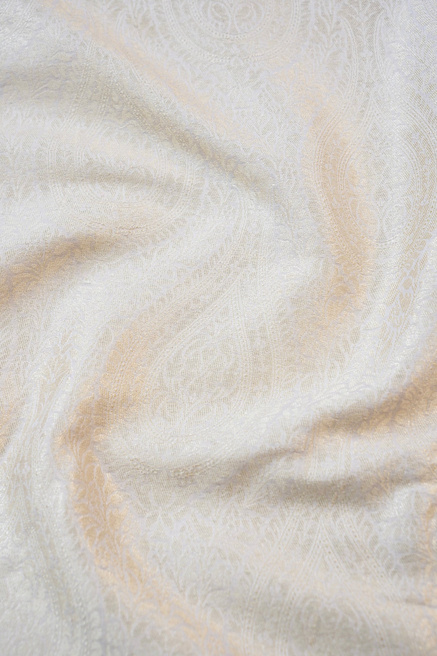 Moonga Silk Handloom Banarasi Fabric