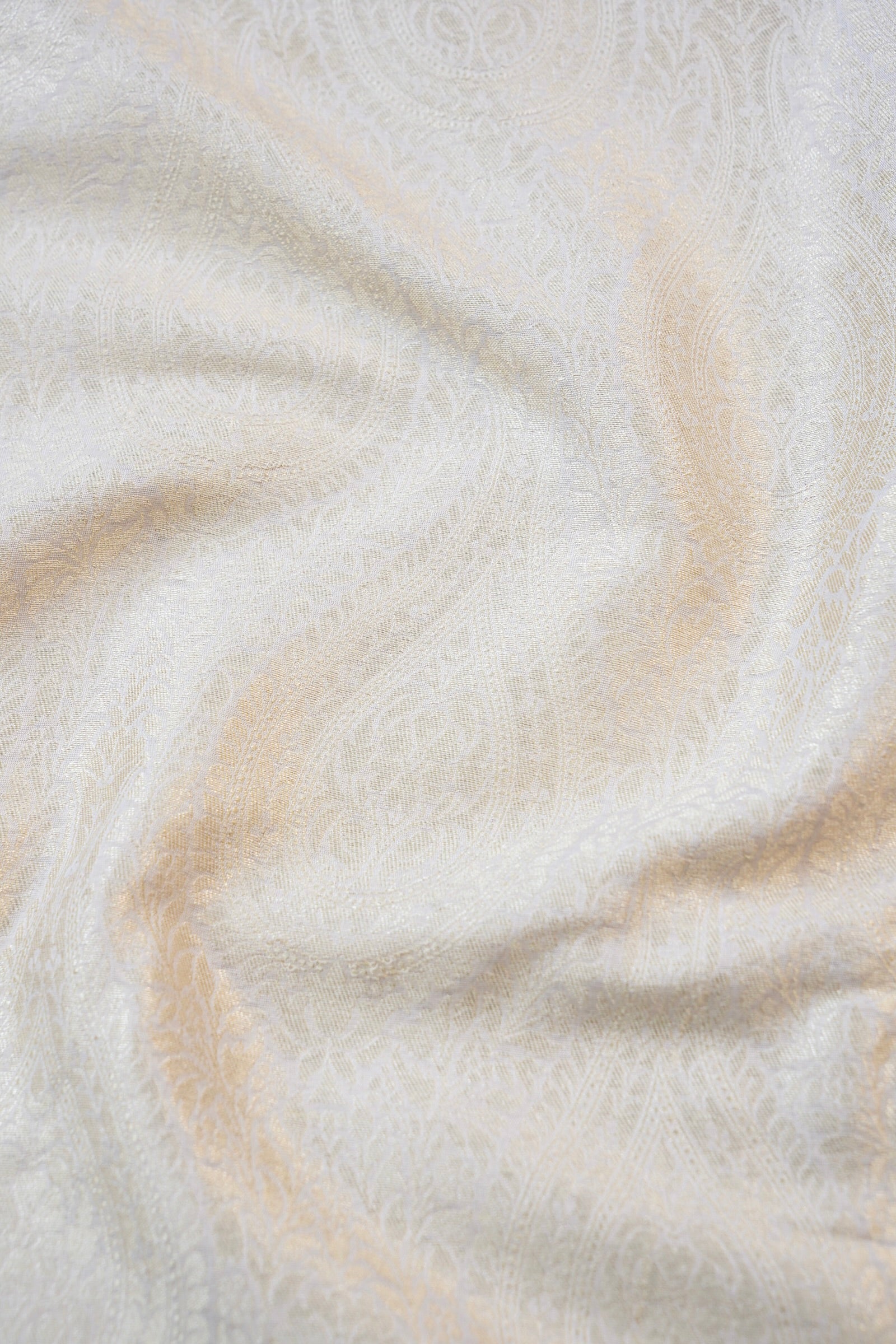 Moonga Silk Handloom Banarasi Fabric