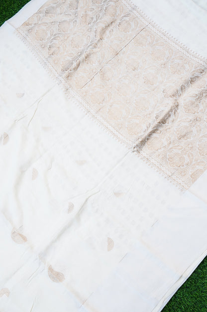 Pure Moonga Silk Handloom Banarasi Saree with Satin Border