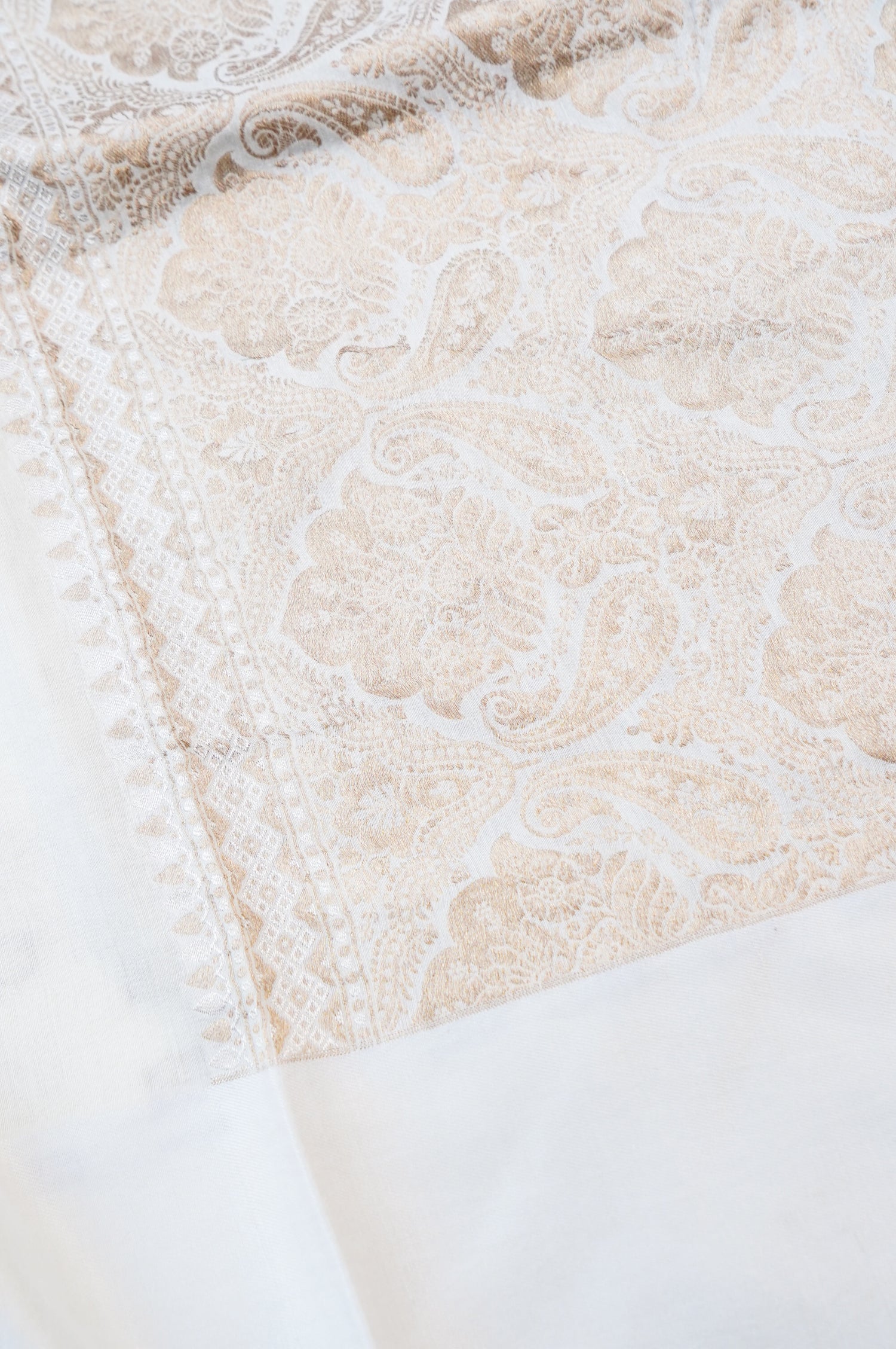 Pure Moonga Silk Handloom Banarasi Saree with Satin Border