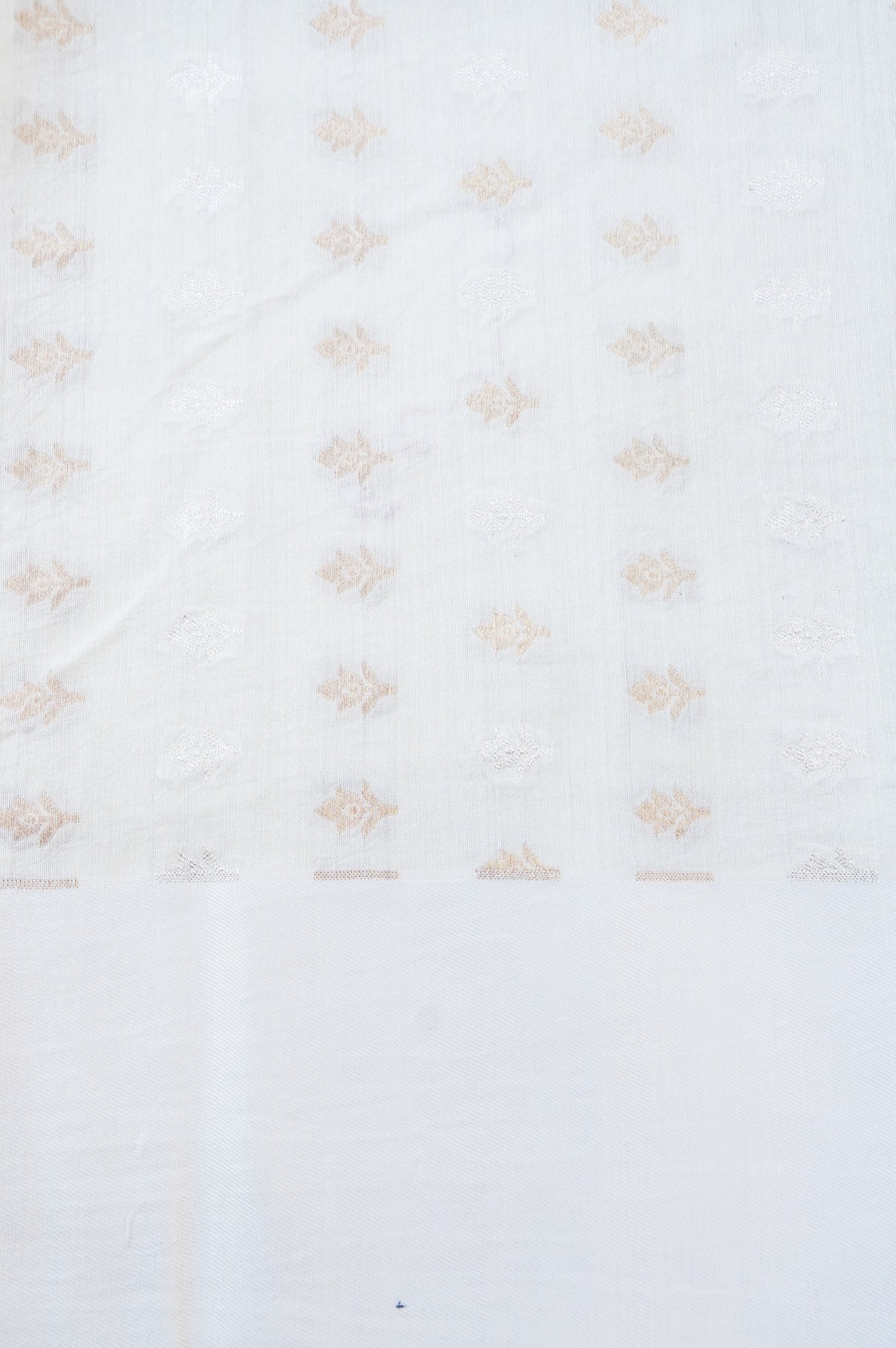 Pure Moonga Silk Handloom Banarasi Saree with Satin Border