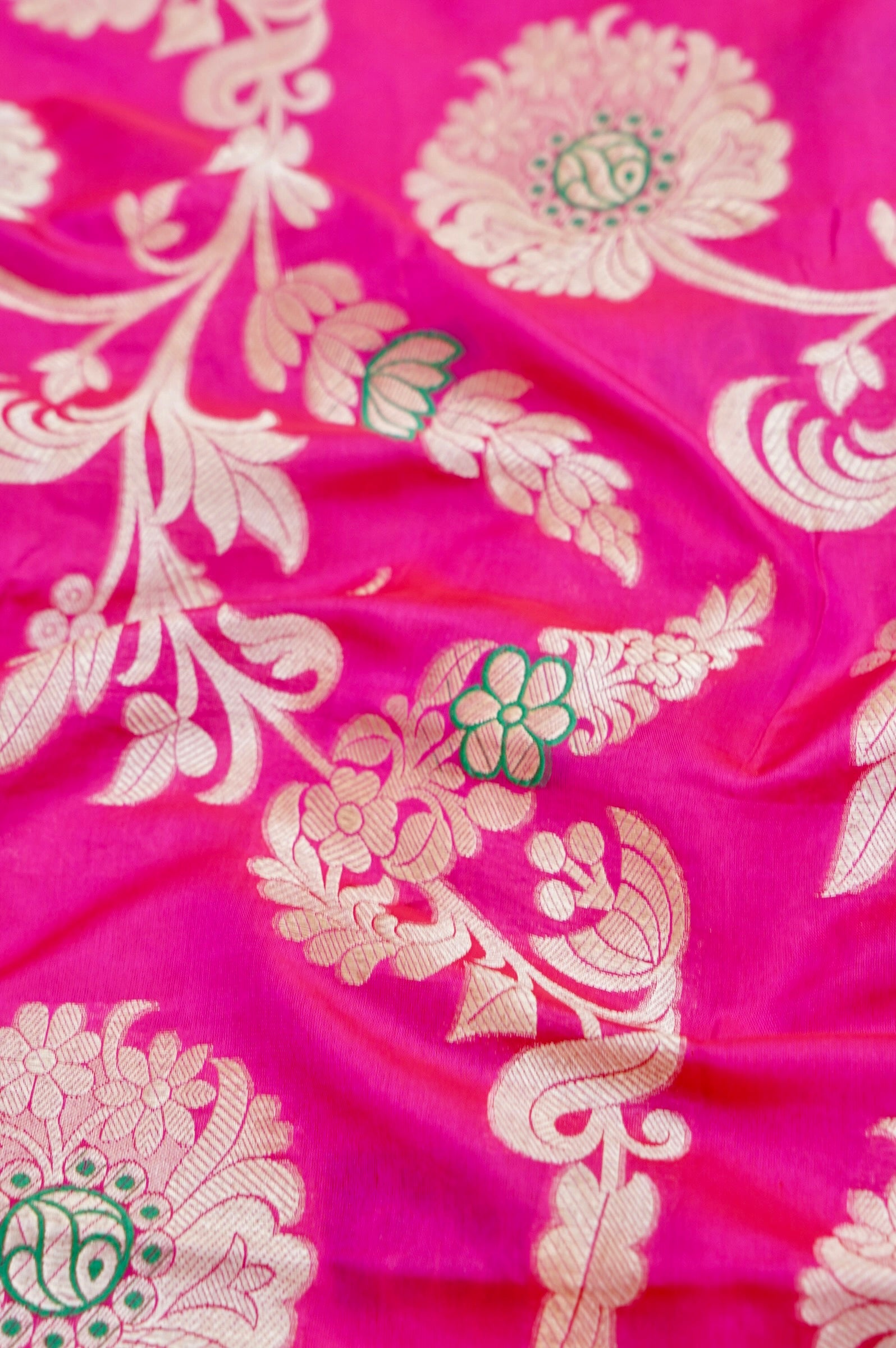 Pure Brocade Banarasi Chrysanthemum Jaal Fabric in Pink - Khinkhwab