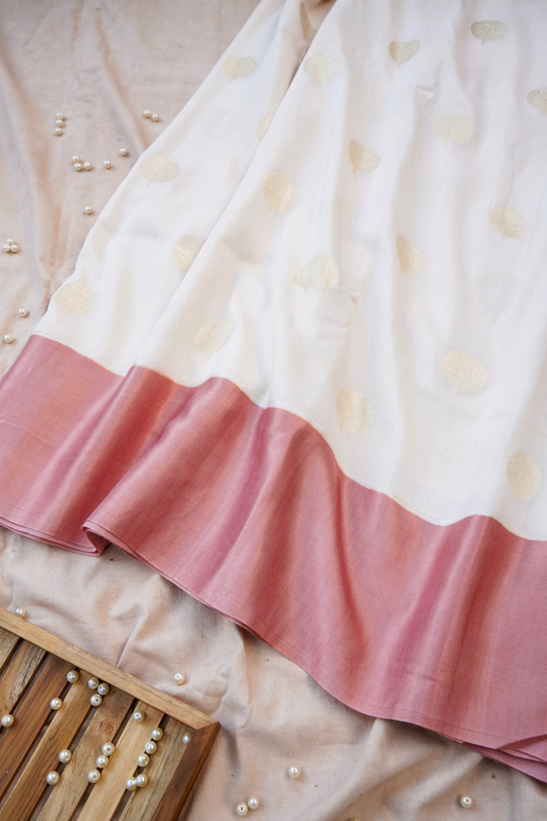 Pure Moonga Silk Handloom Banarasi Saree with Satin Border