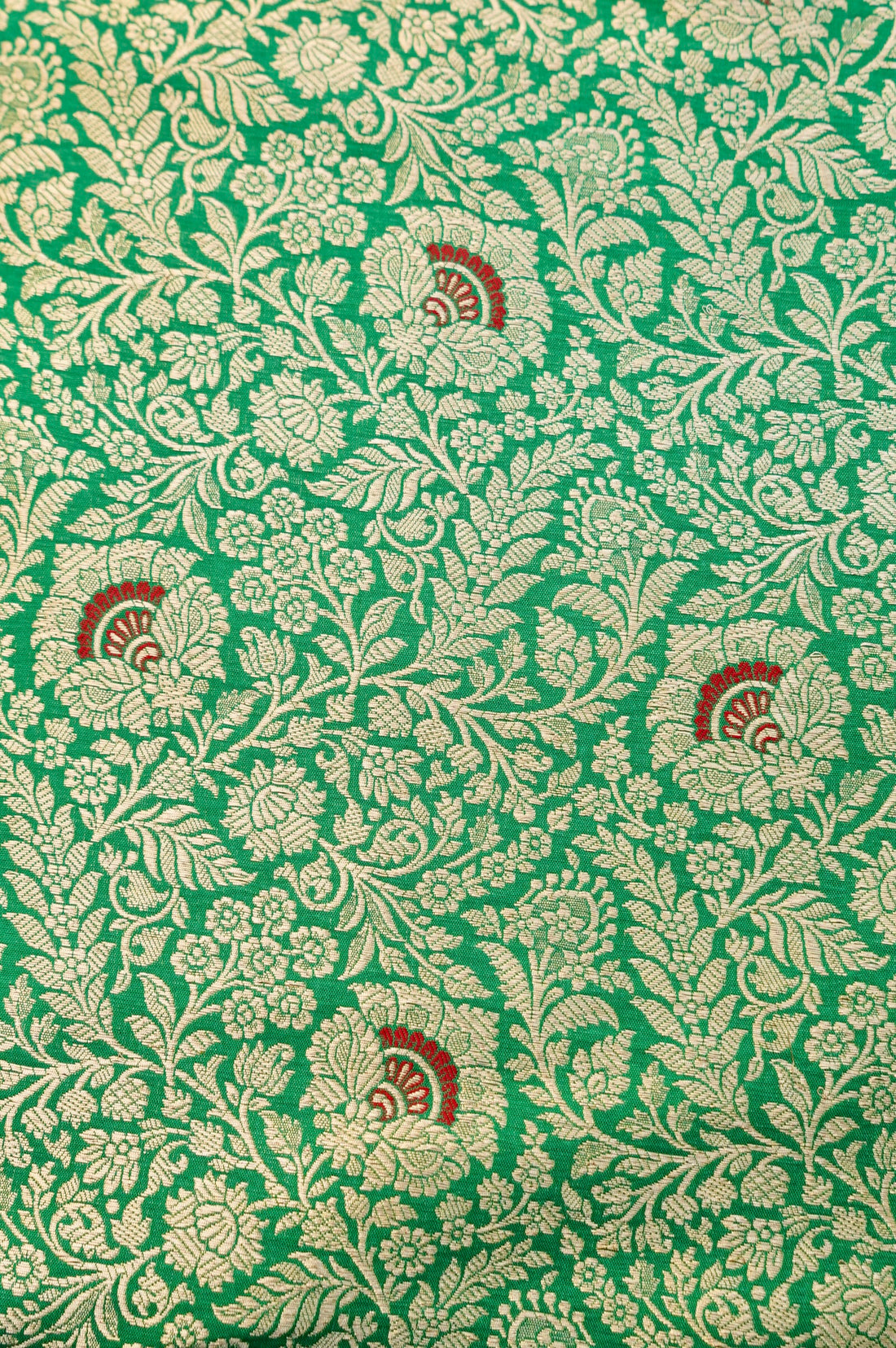 Pure Brocade Banarasi Fan Booti Fabric in Green - Khinkhwab