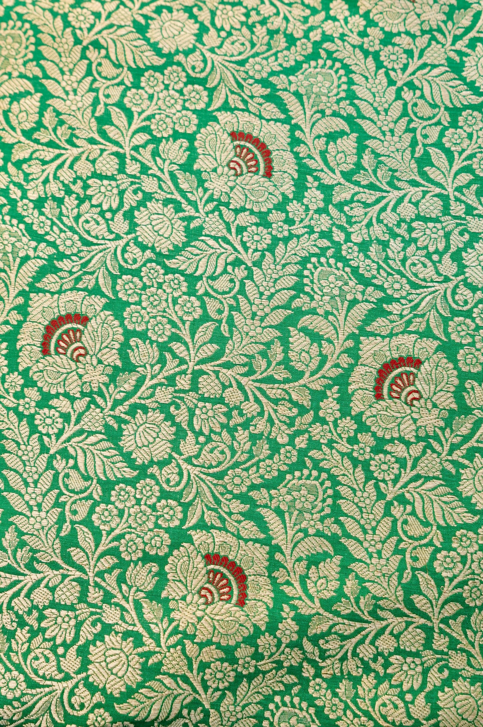 Pure Brocade Banarasi Fan Booti Fabric in Green - Khinkhwab