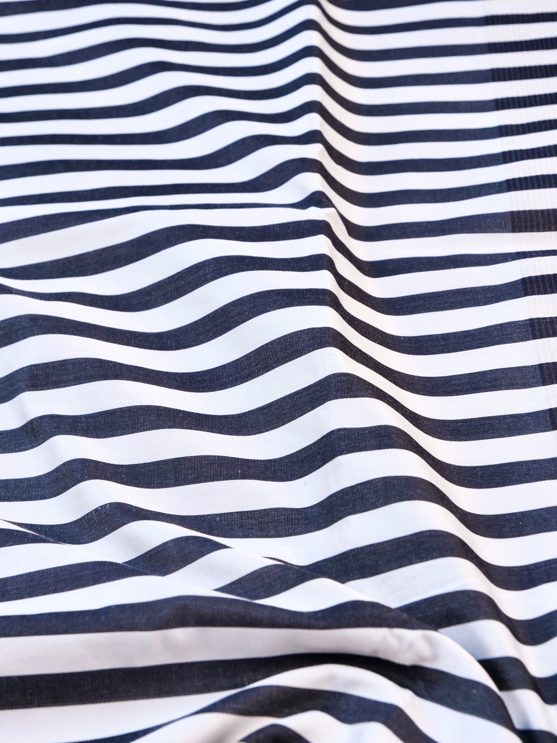 Handwoven Pure Mashru Silk Banarasi Saree - Khinkhwab