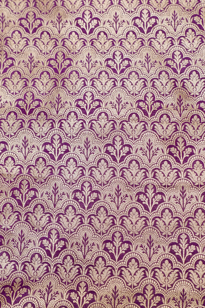 Pure Brocade Banarasi Scallop Jaal Fabric in Purple - Khinkhwab