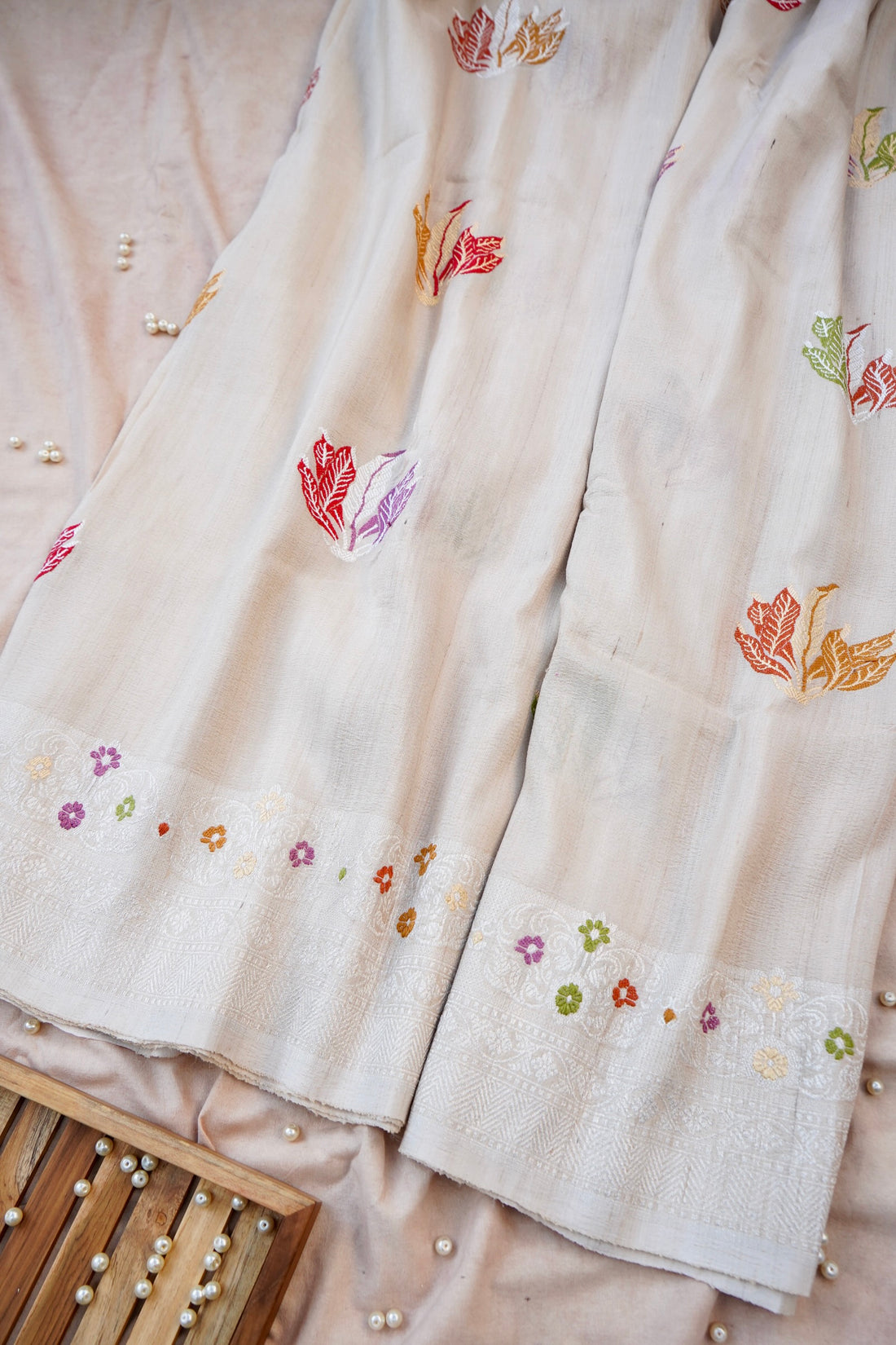 Handwoven Banarasi Tussar Silk Meenakari Saree