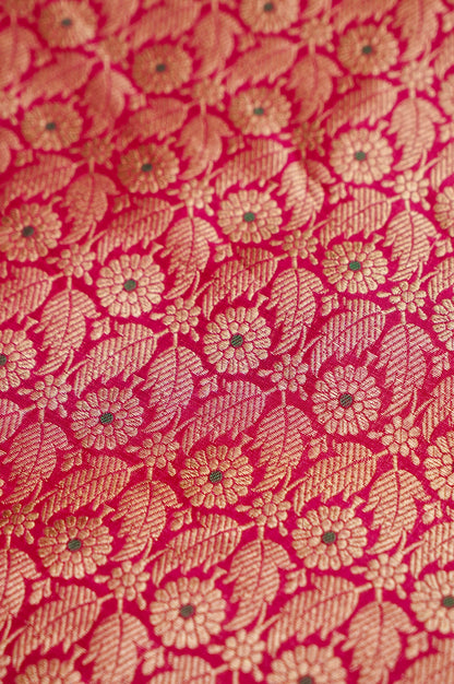 Pure Brocade Banarasi Leaf &amp; Daisy Jaal Fabric in Pink - Khinkhwab