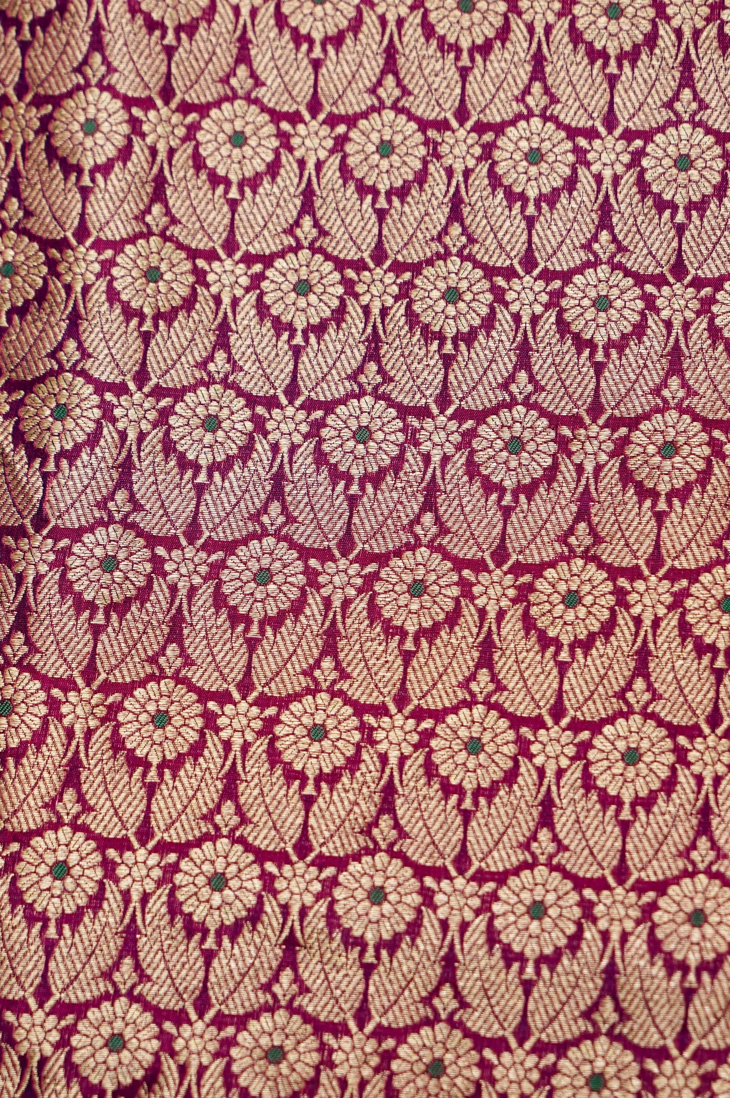 Pure Brocade Banarasi Leaf &amp; Daisy Jaal Fabric in Purple - Khinkhwab