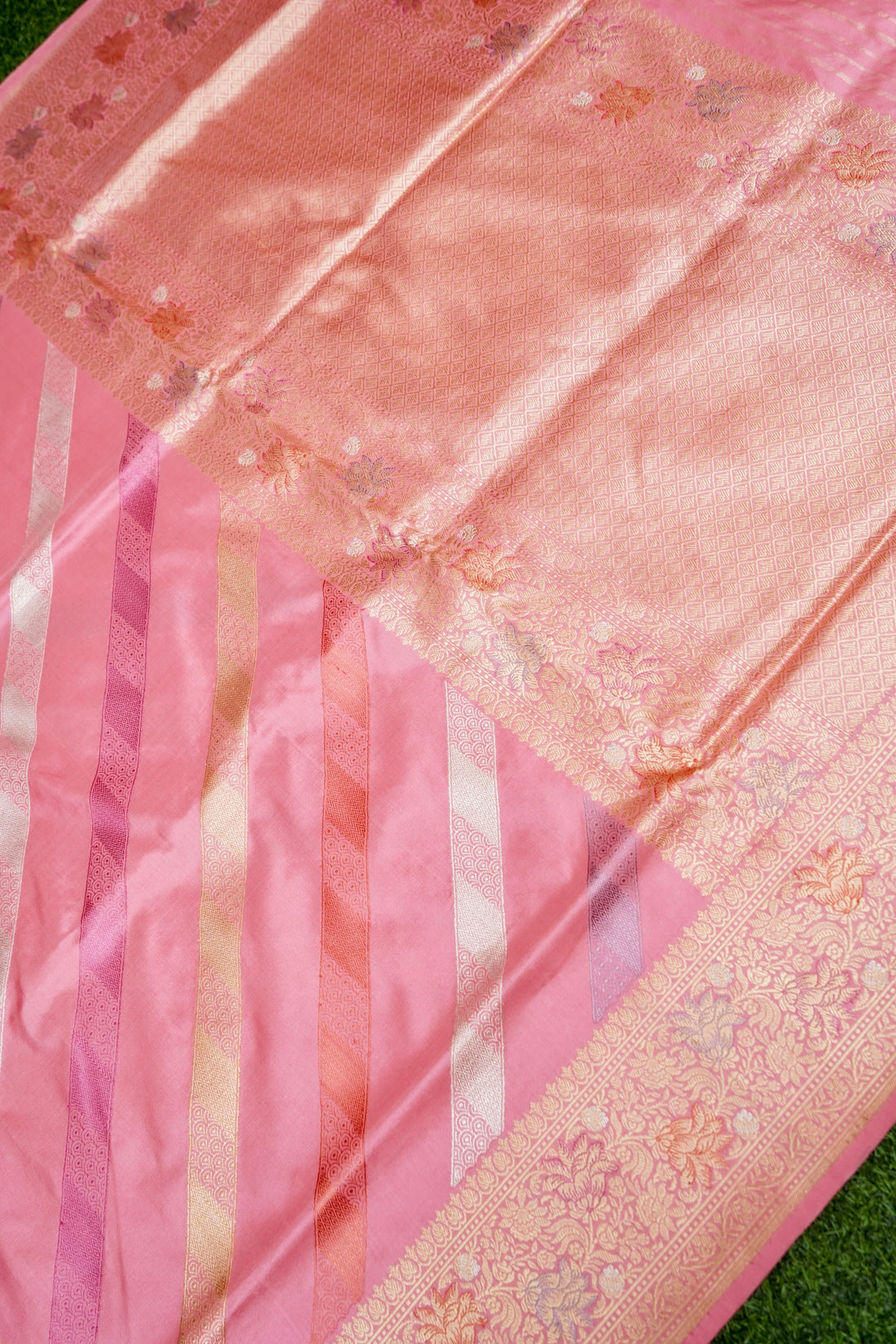 Banarasi Katan Silk Kadwa Leheriya Handloom Saree in Pink - Khinkhwab