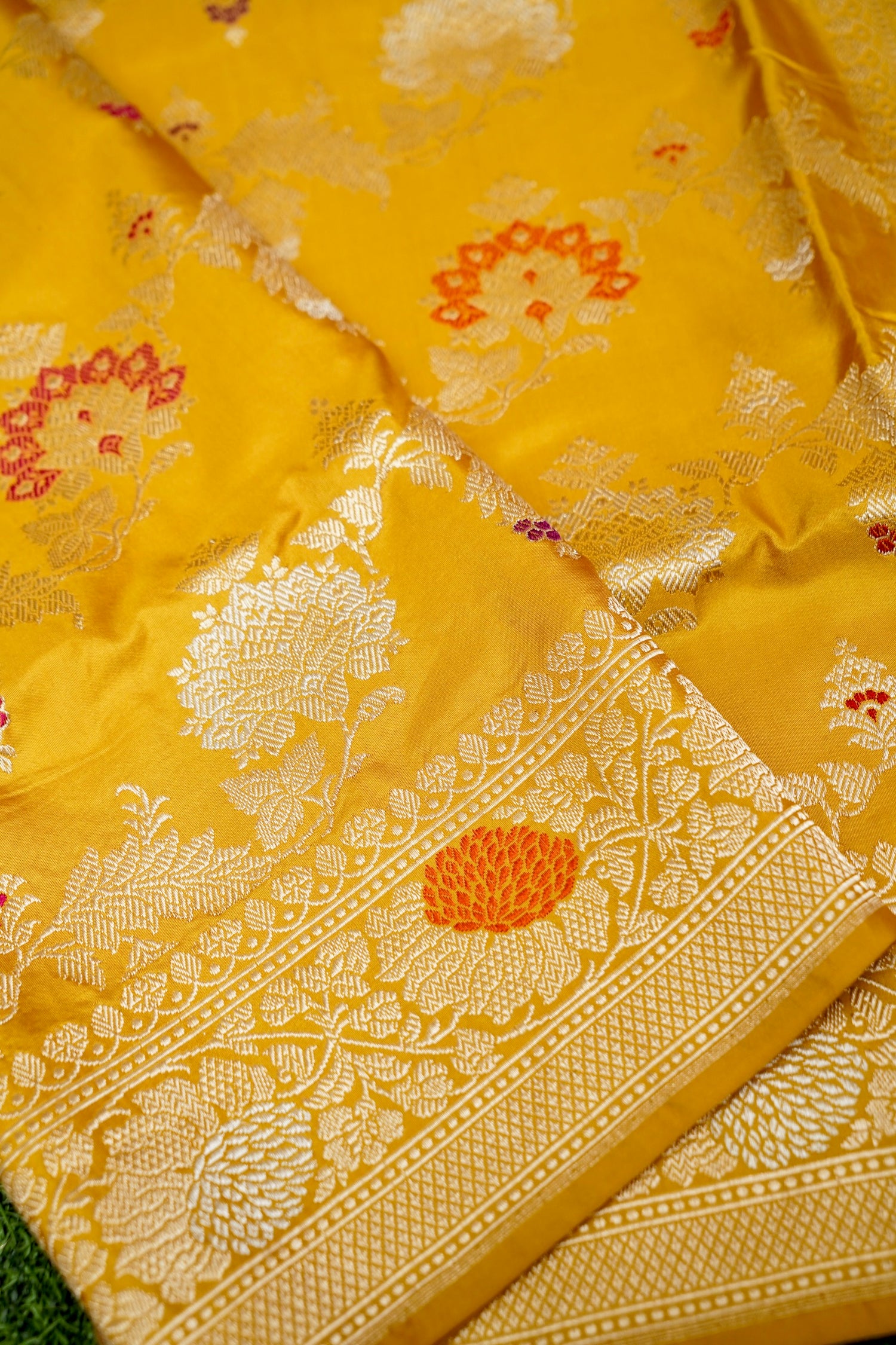 Banarasi Katan Silk Kadwa Handloom Saree in Mustard - Khinkhwab