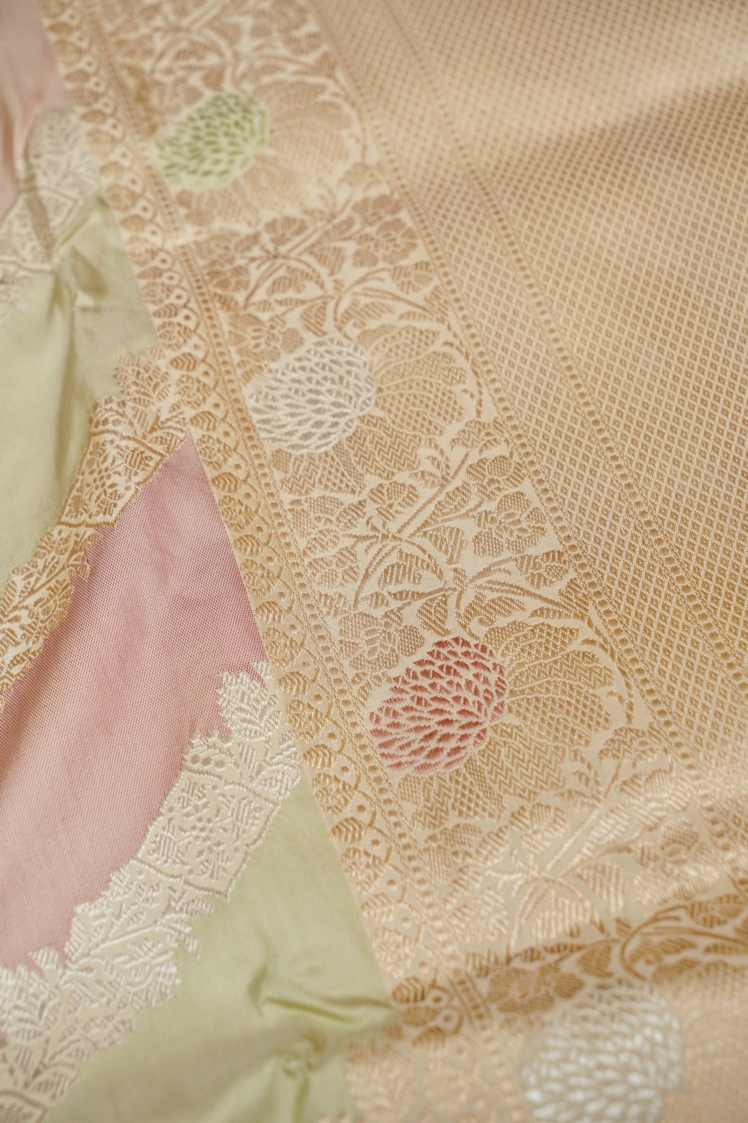 Banarasi Rangkat Katan Silk Kadwa Handloom Saree in Sage Green - Khinkhwab