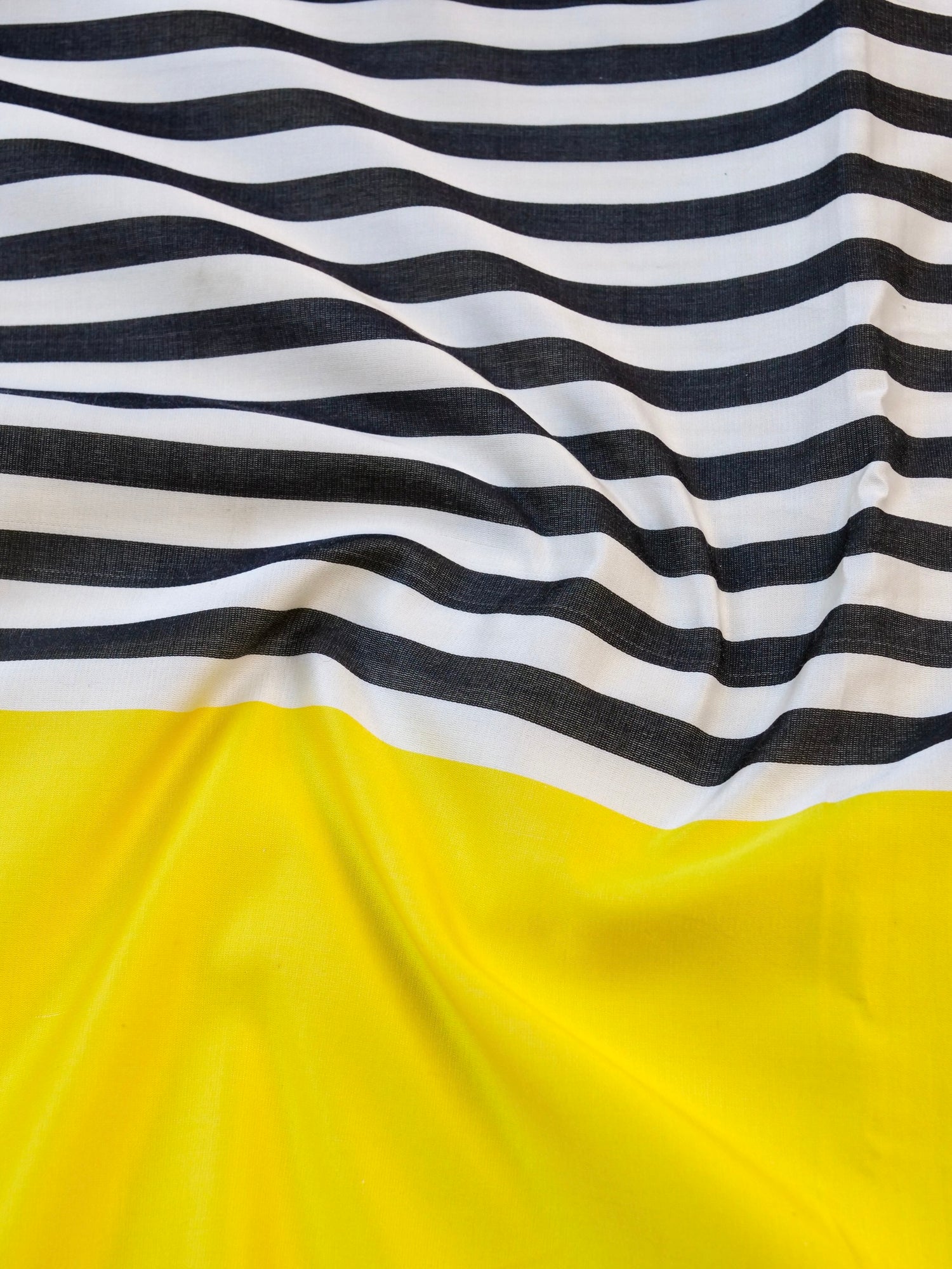 Handwoven Pure Mashru Silk Banarasi Saree - Khinkhwab