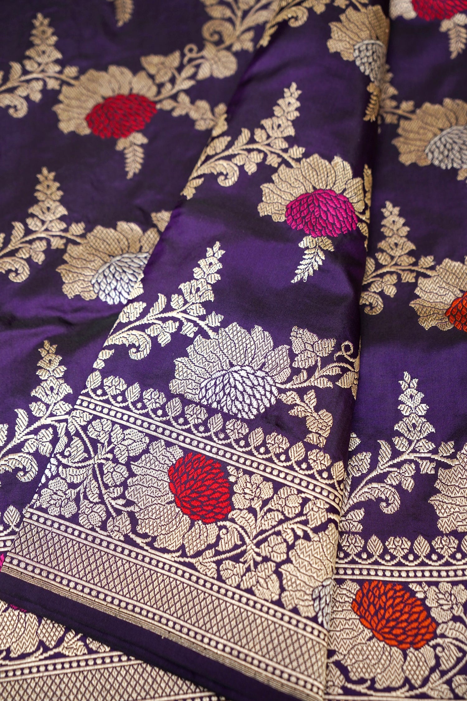 Handloom Kadwa Katan Silk Banarasi Saree in Purple - Khinkhwab