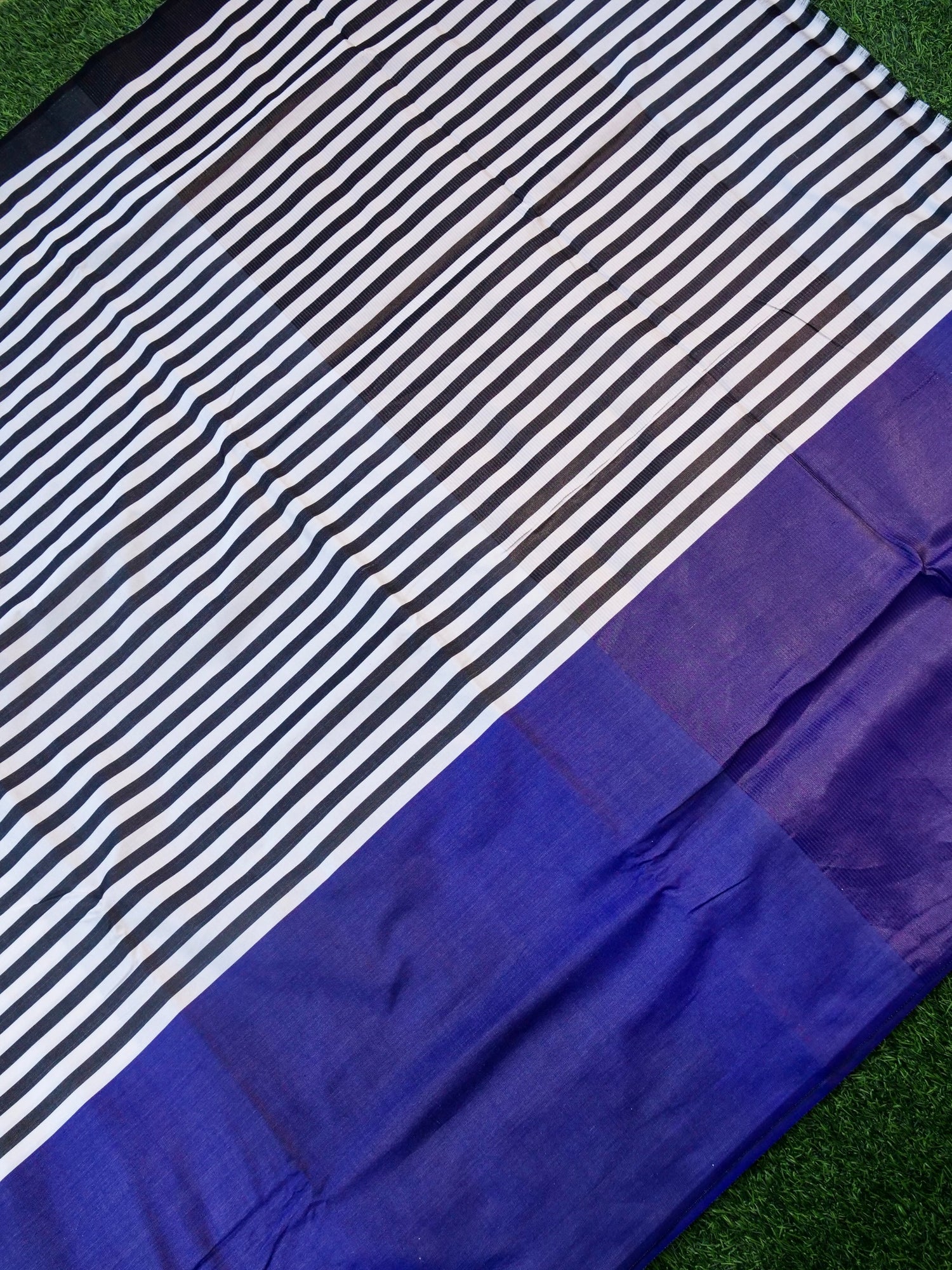 Handwoven Pure Mashru Silk Banarasi Saree - Khinkhwab