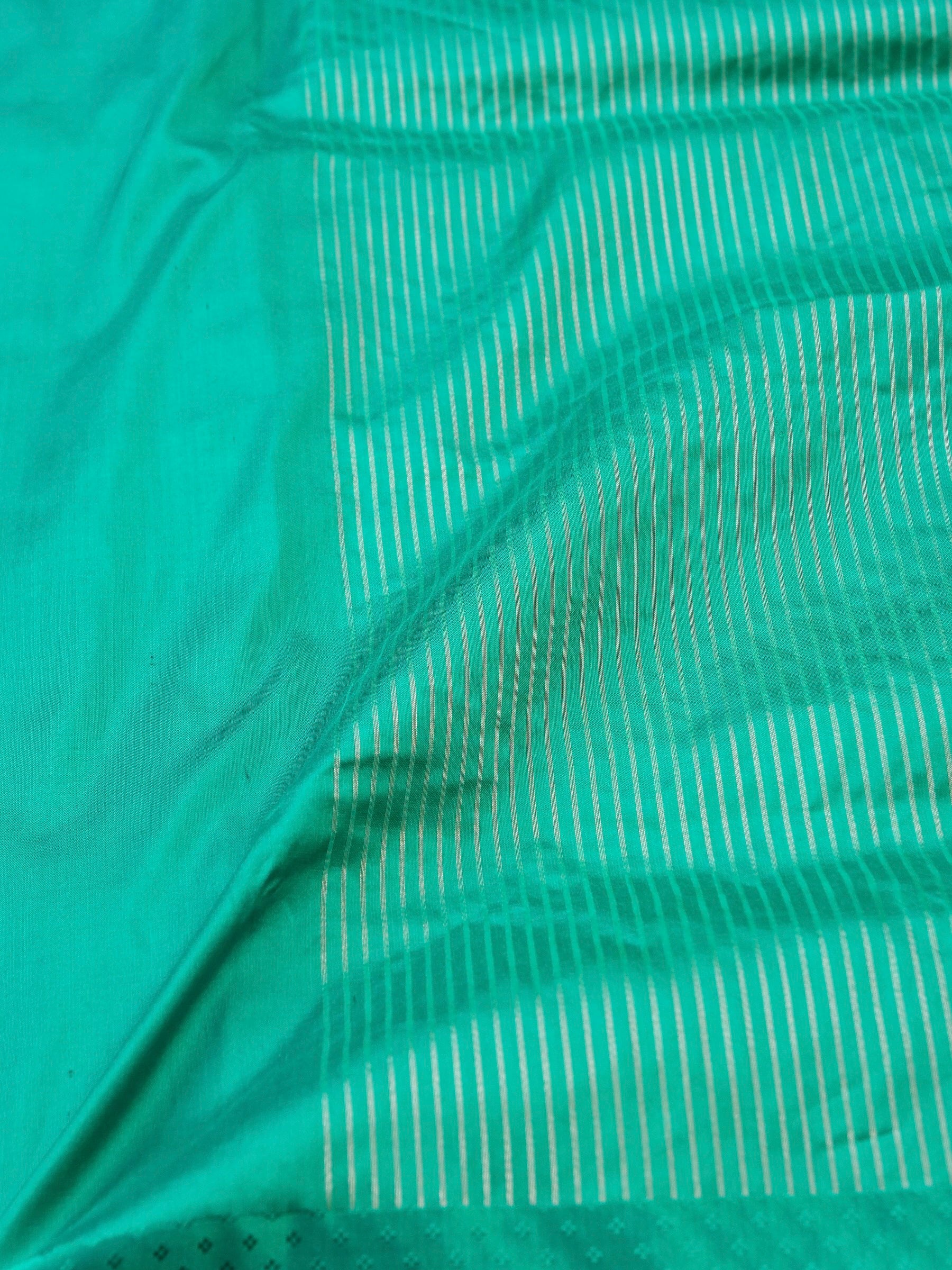 Handwoven Pure Mashru Silk Banarasi Saree - Khinkhwab