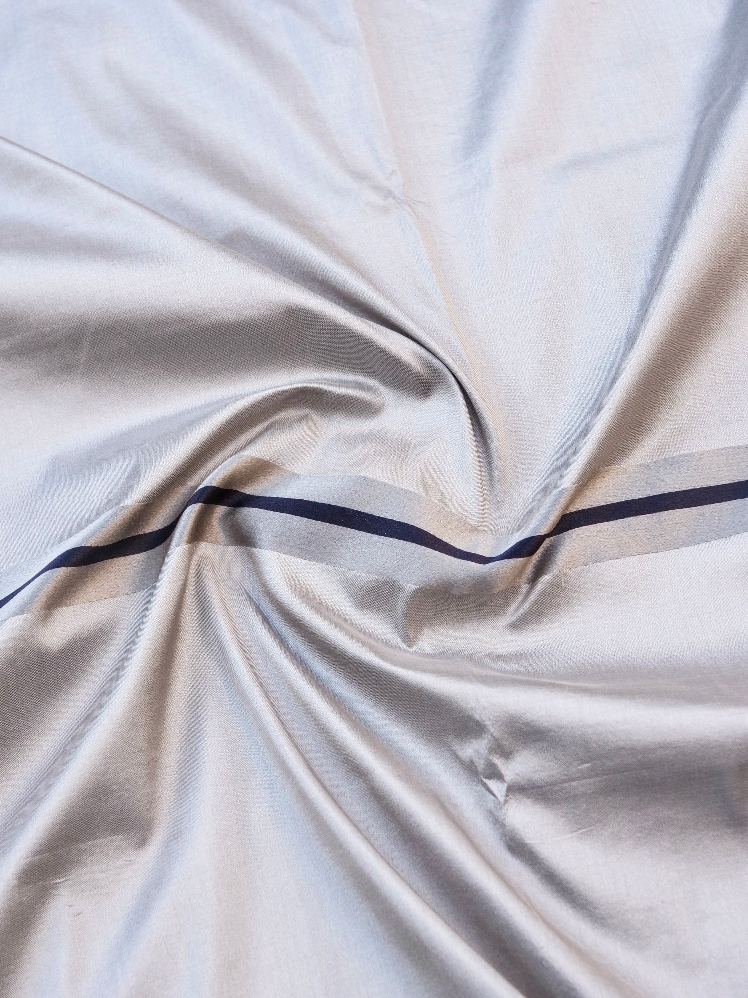 Handwoven Pure Mashru Silk Banarasi Saree - Khinkhwab